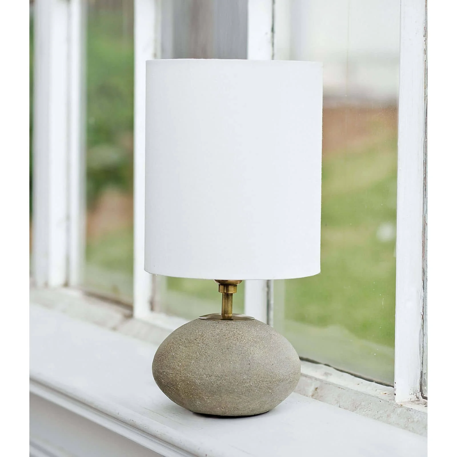 Concrete Mini Orb Lamp - Image 2
