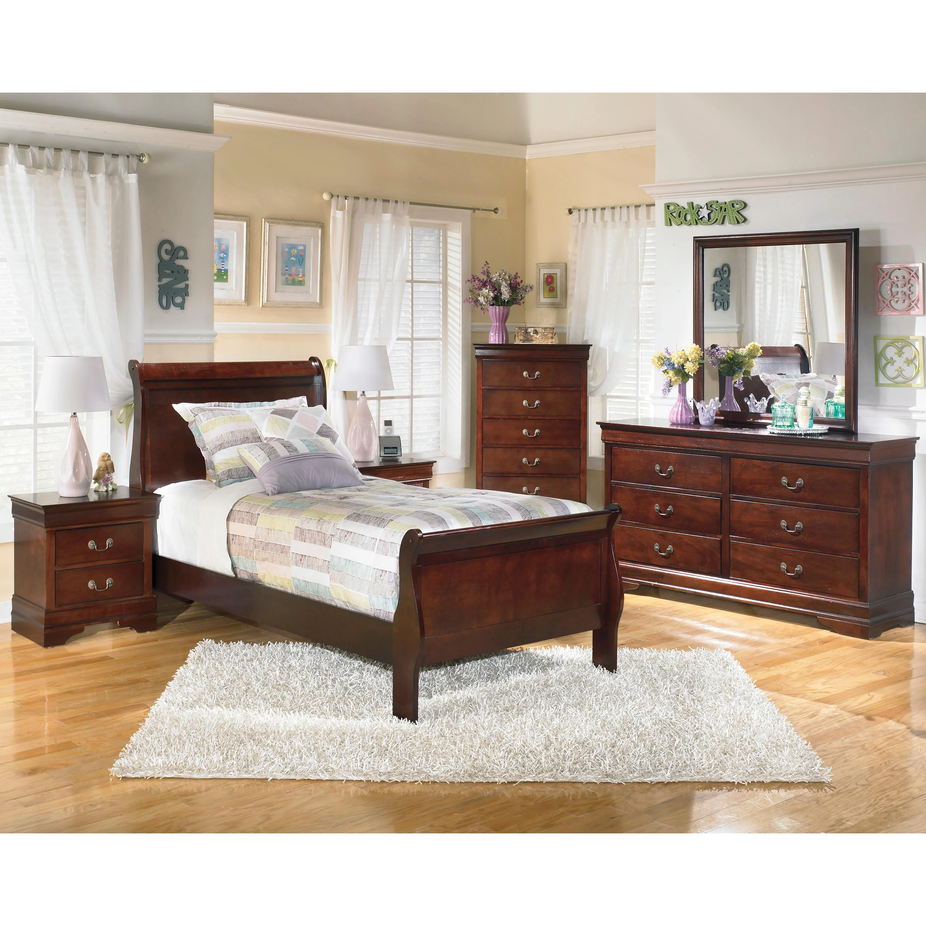 Signature Design by Ashley Alisdair 5-Drawer Chest B376-46 - Image 2