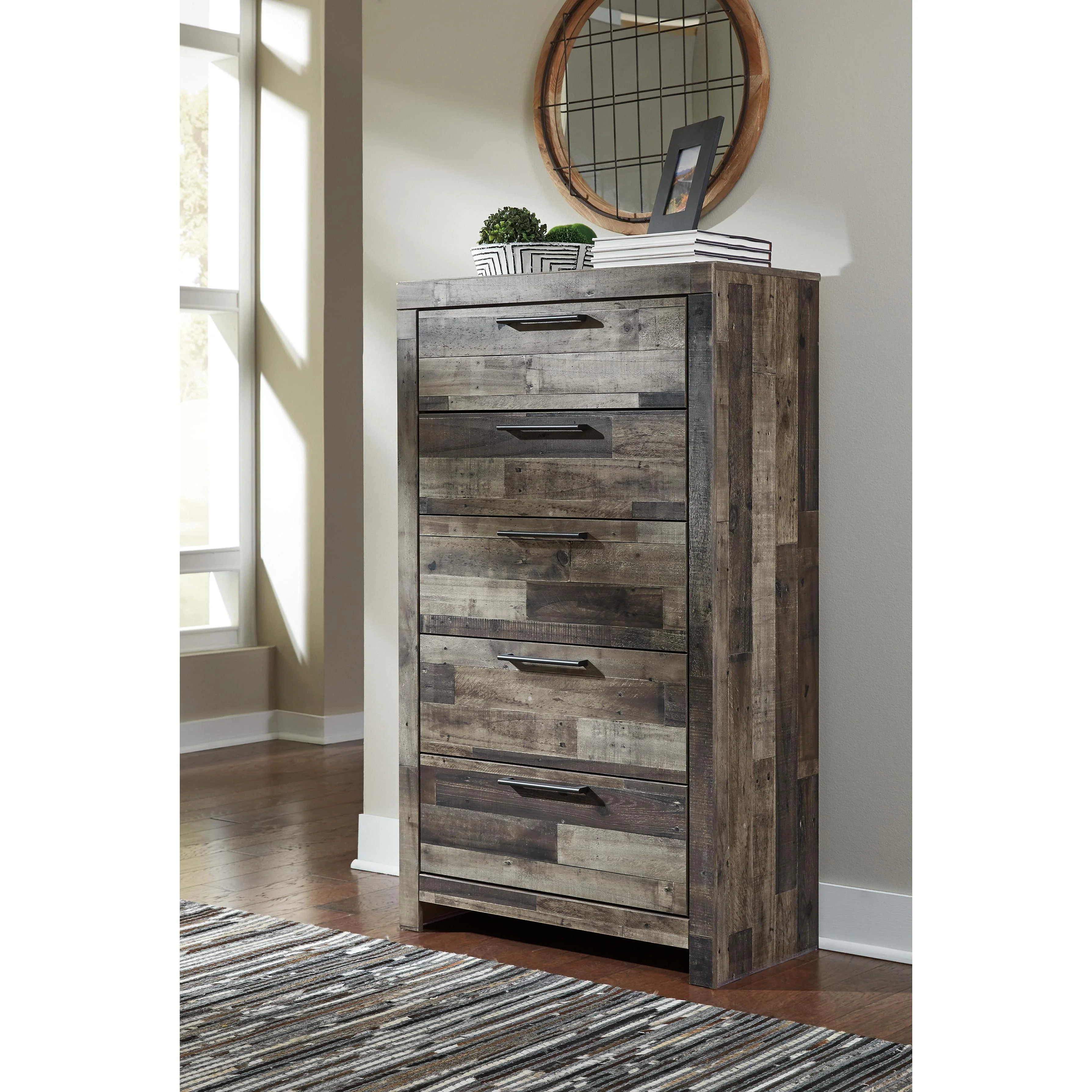 Benchcraft Derekson B200 7 pc Queen Panel Bedroom Set - Image 3