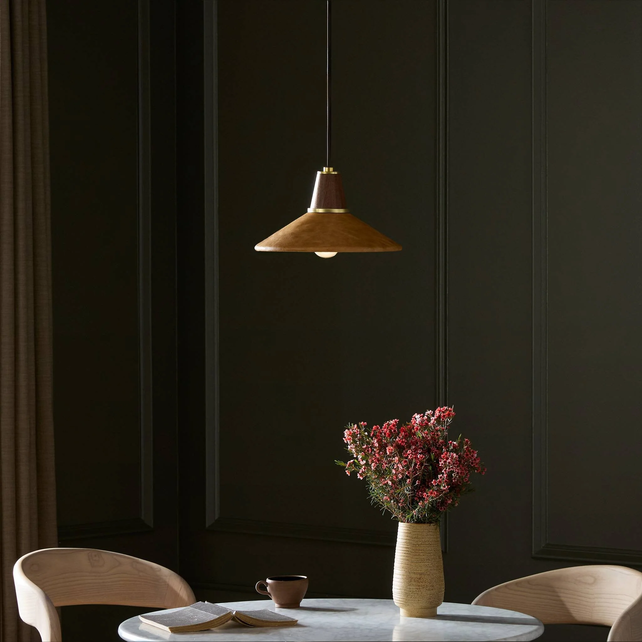 Cullen Pendant - Camel Leather | Shiny White - Image 3