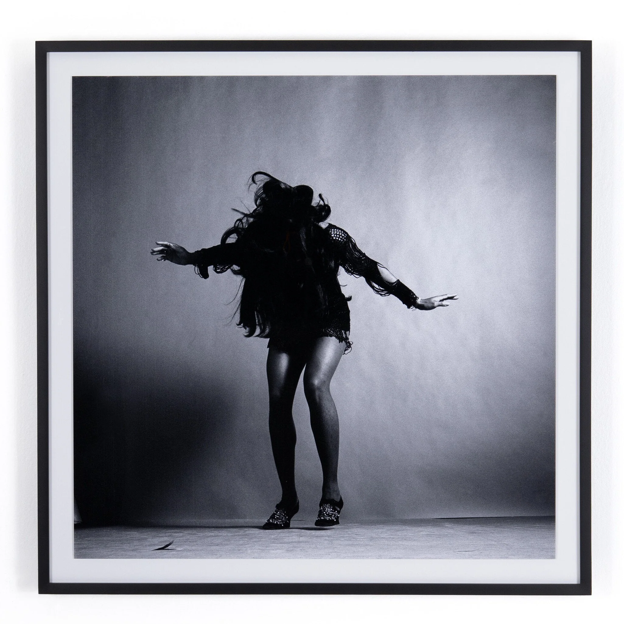 Tina Turner by Getty Images – Black 1.5 Maple