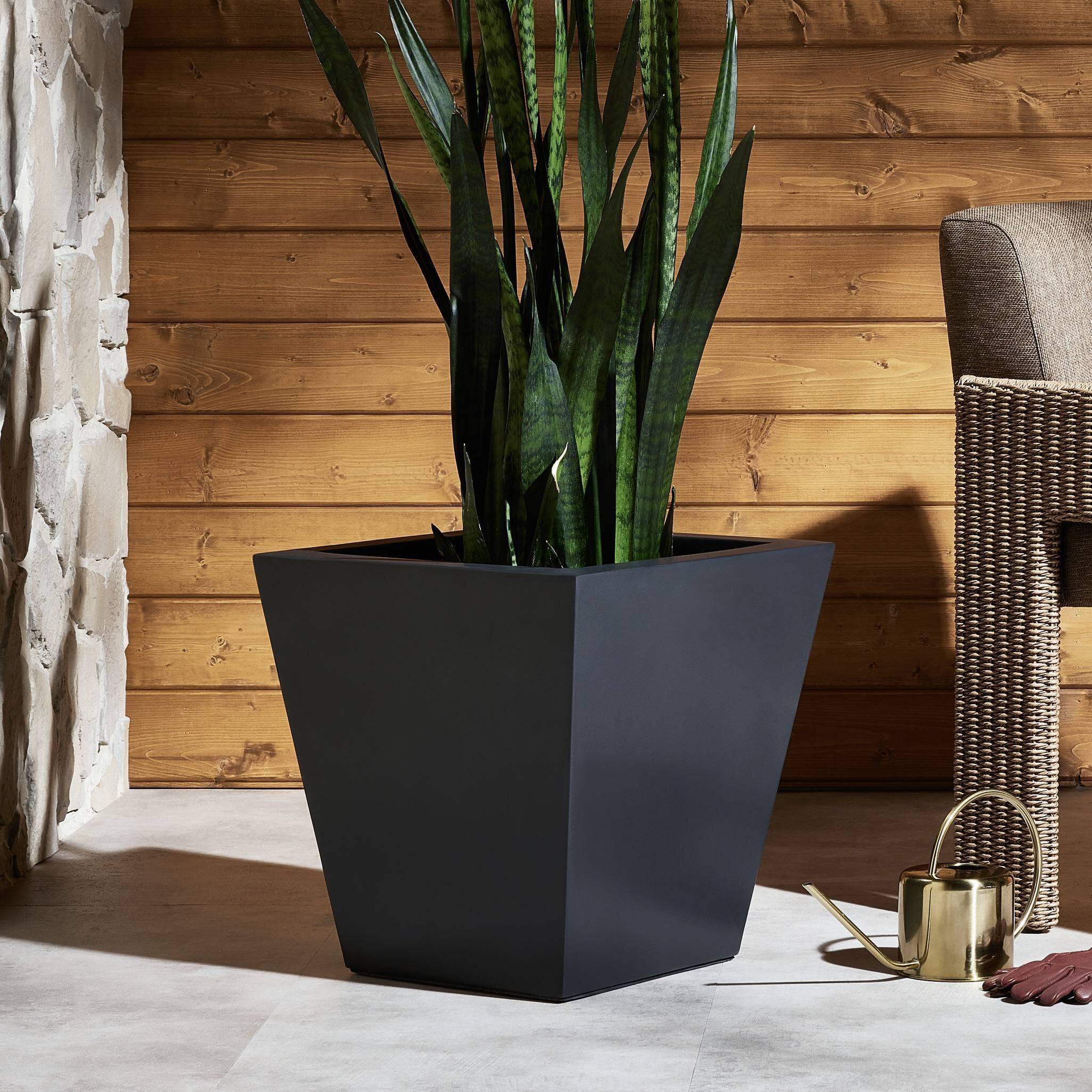 Koto Planter - Black Concrete - Image 3