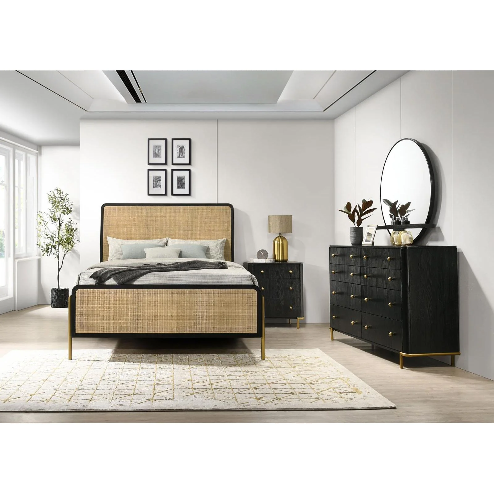 Coaster Furniture Arini 224330KE-S4 6 pc King Panel Bedroom Set - Image 1