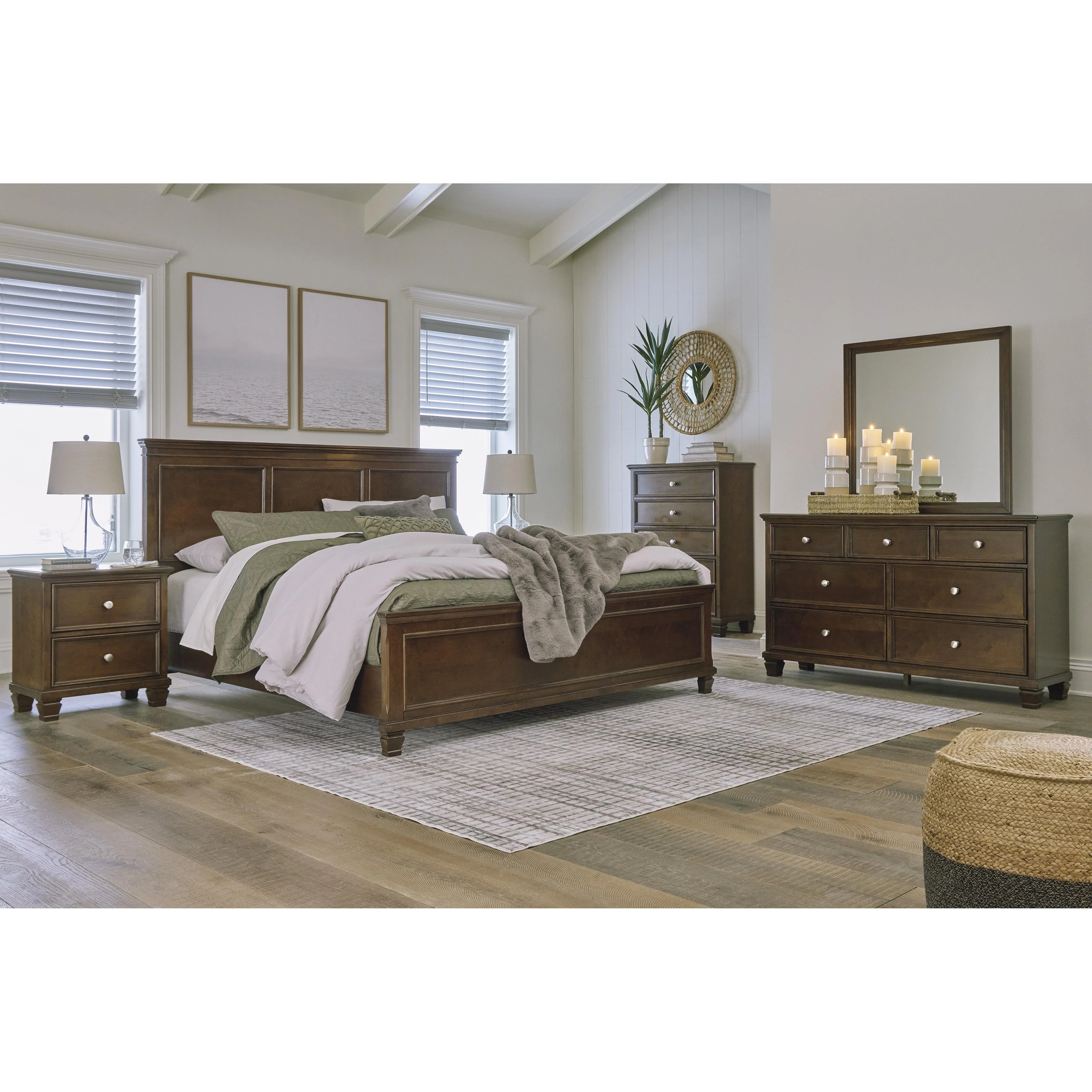 Signature Design by Ashley Danabrin B685B15 6 pc Queen Panel Bedroom Set