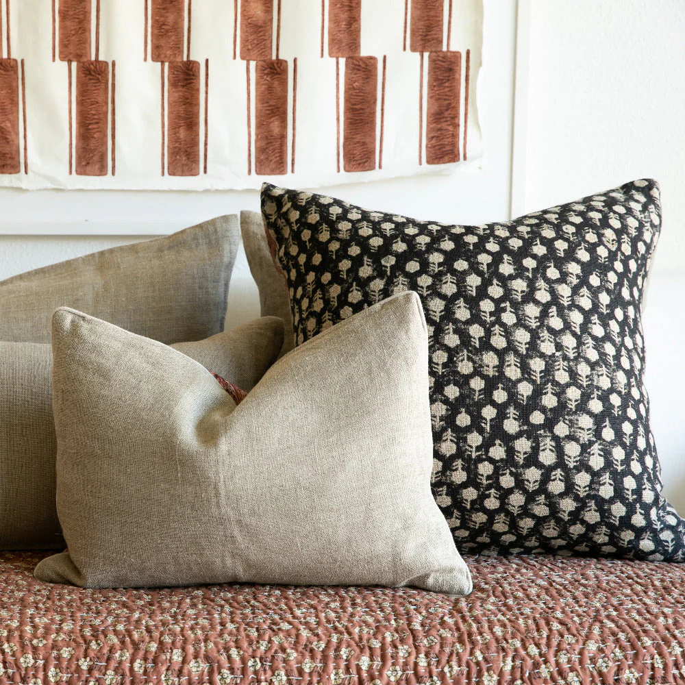 Tulsi Noir Gold Pillow - Image 2