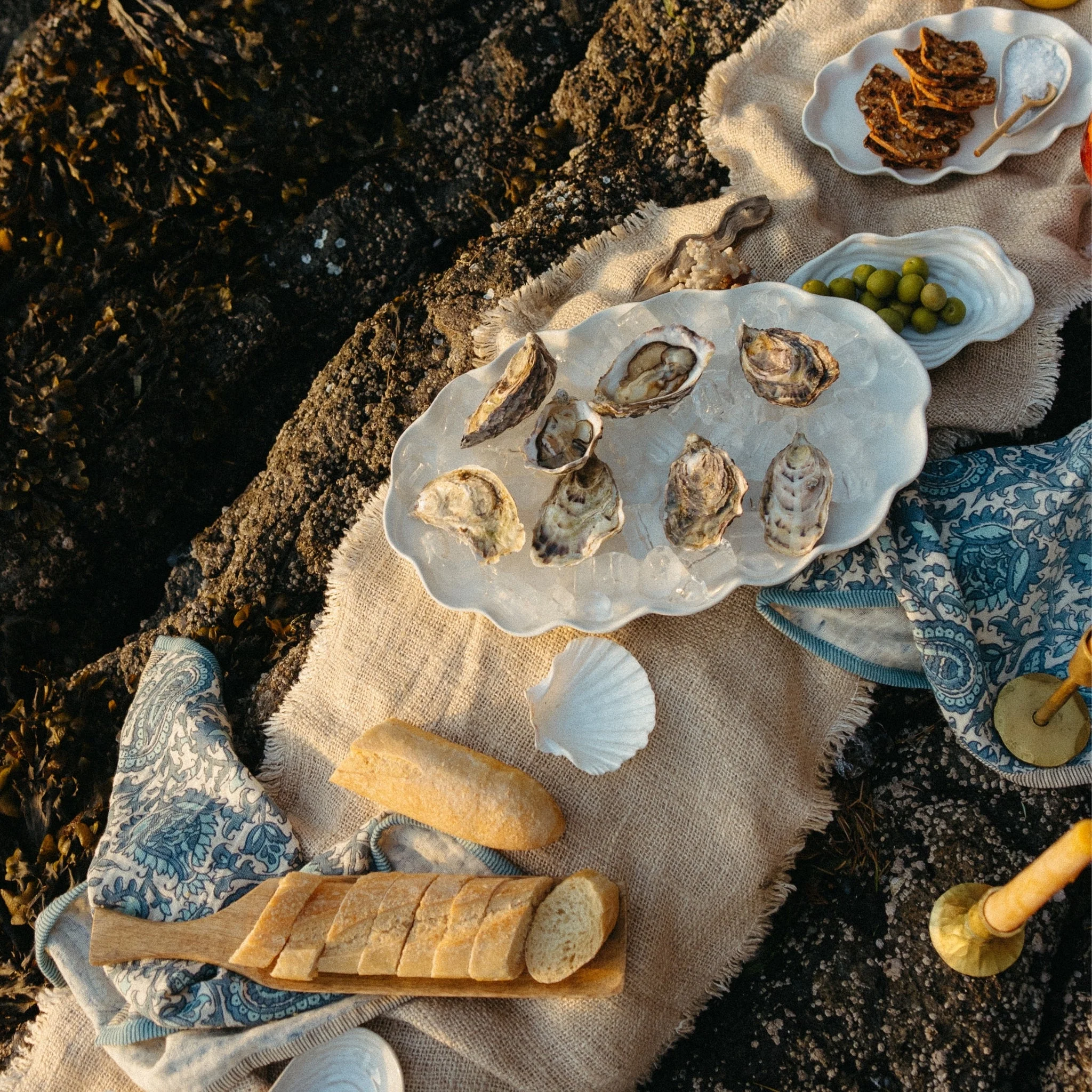 Calypso Scalloped Platter L - Image 2