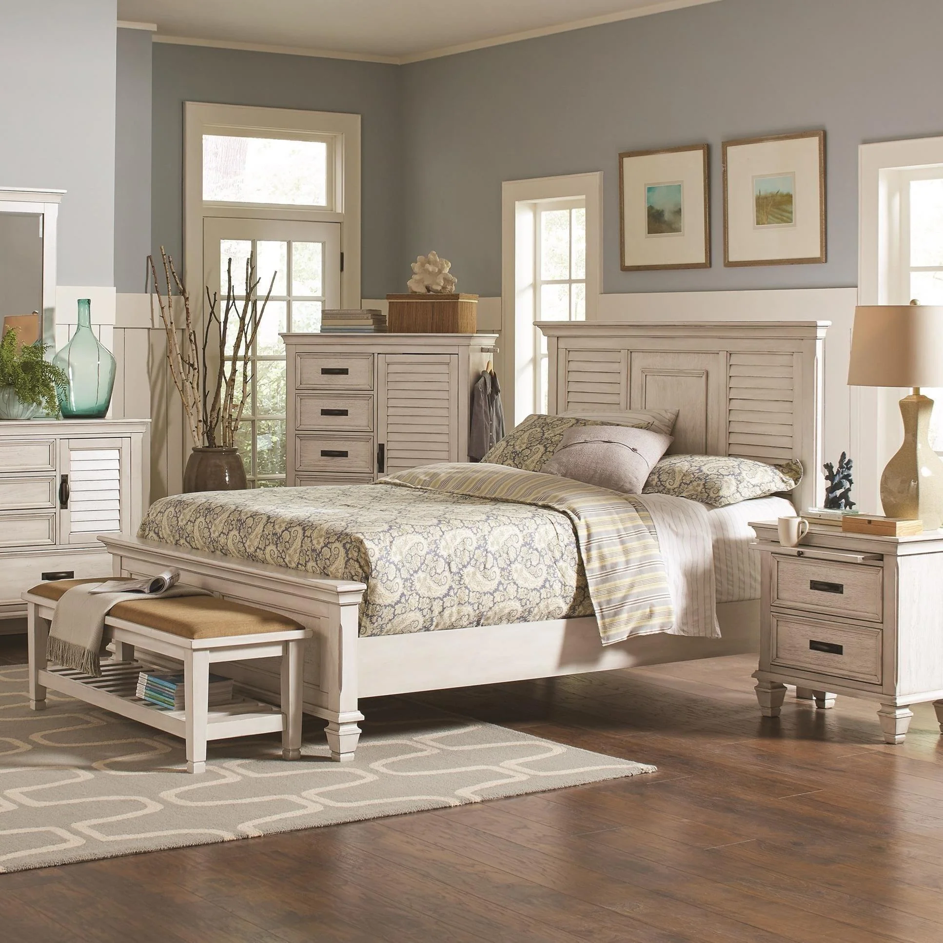 Coaster Furniture Franco 205331Q Wood Queen Panel Bed - Distressed White - Image 1