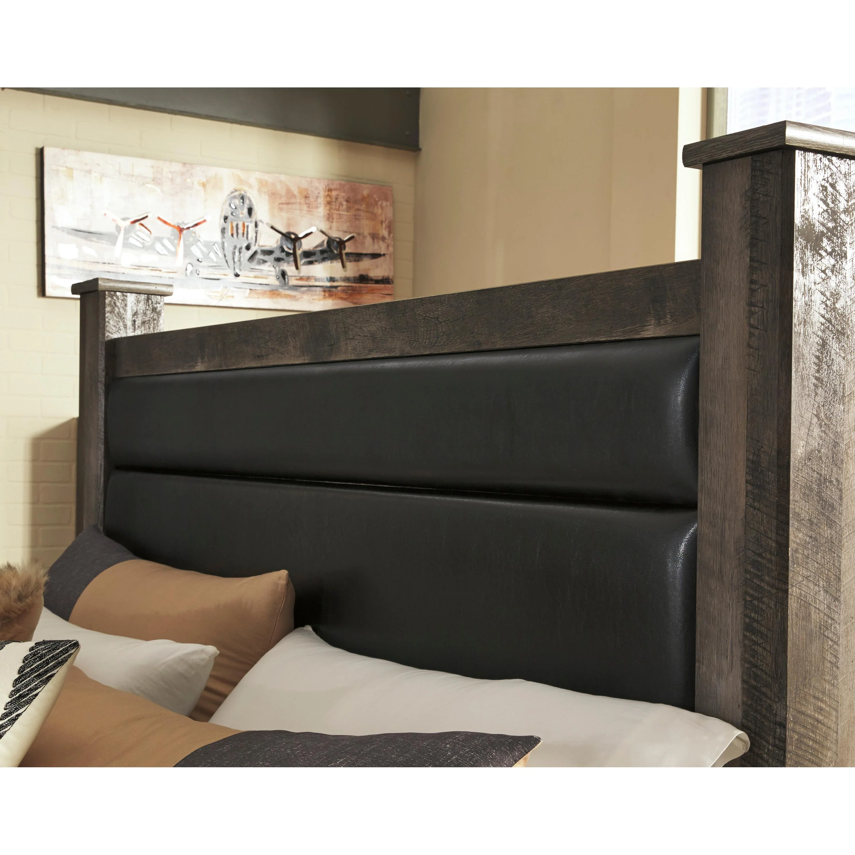 Signature Design by Ashley Wynnlow King Poster Bed B440-68/B440-66/B440-62/B440-99 - Image 3