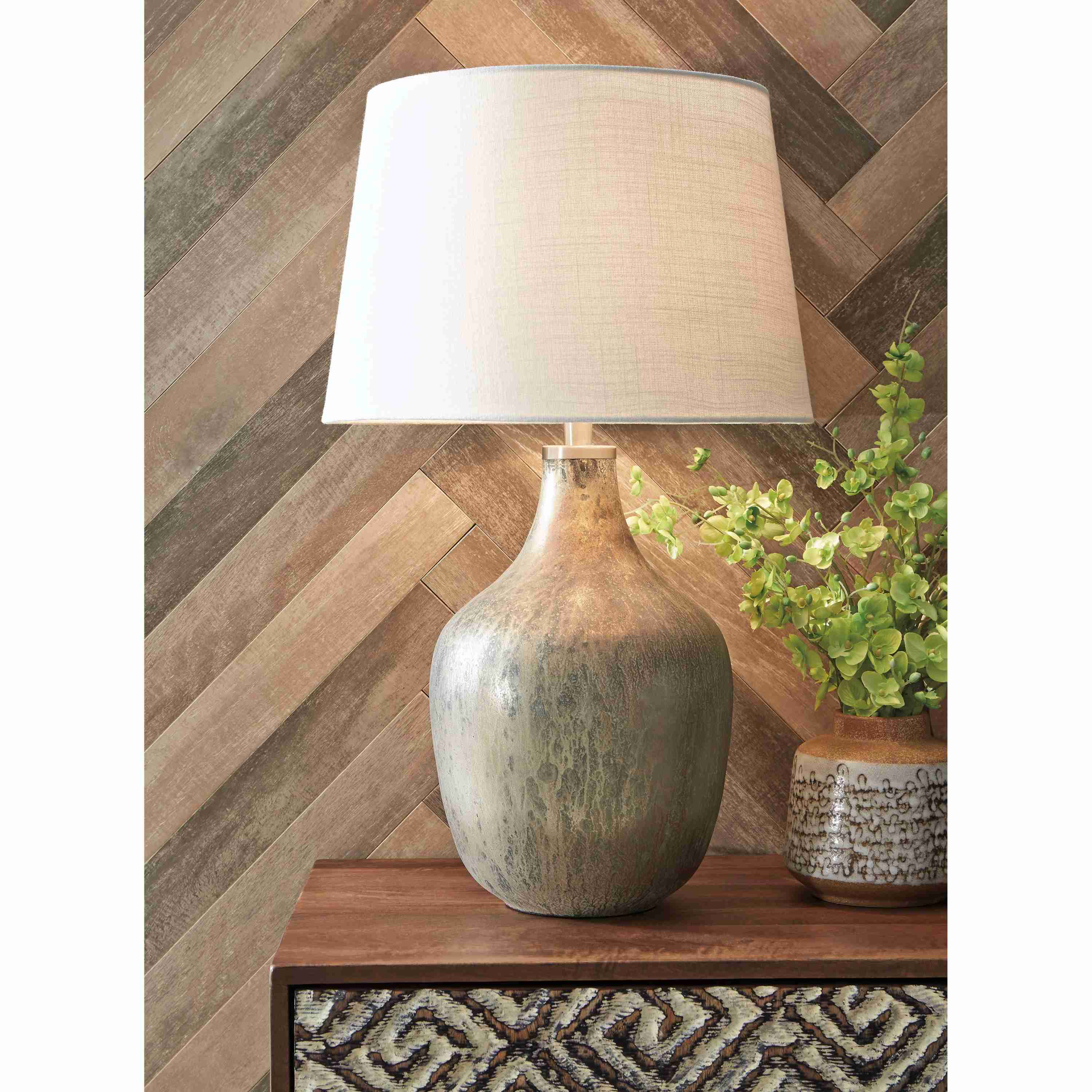 Signature Design by Ashley Mari L430664 Glass Table Lamp - Image 3