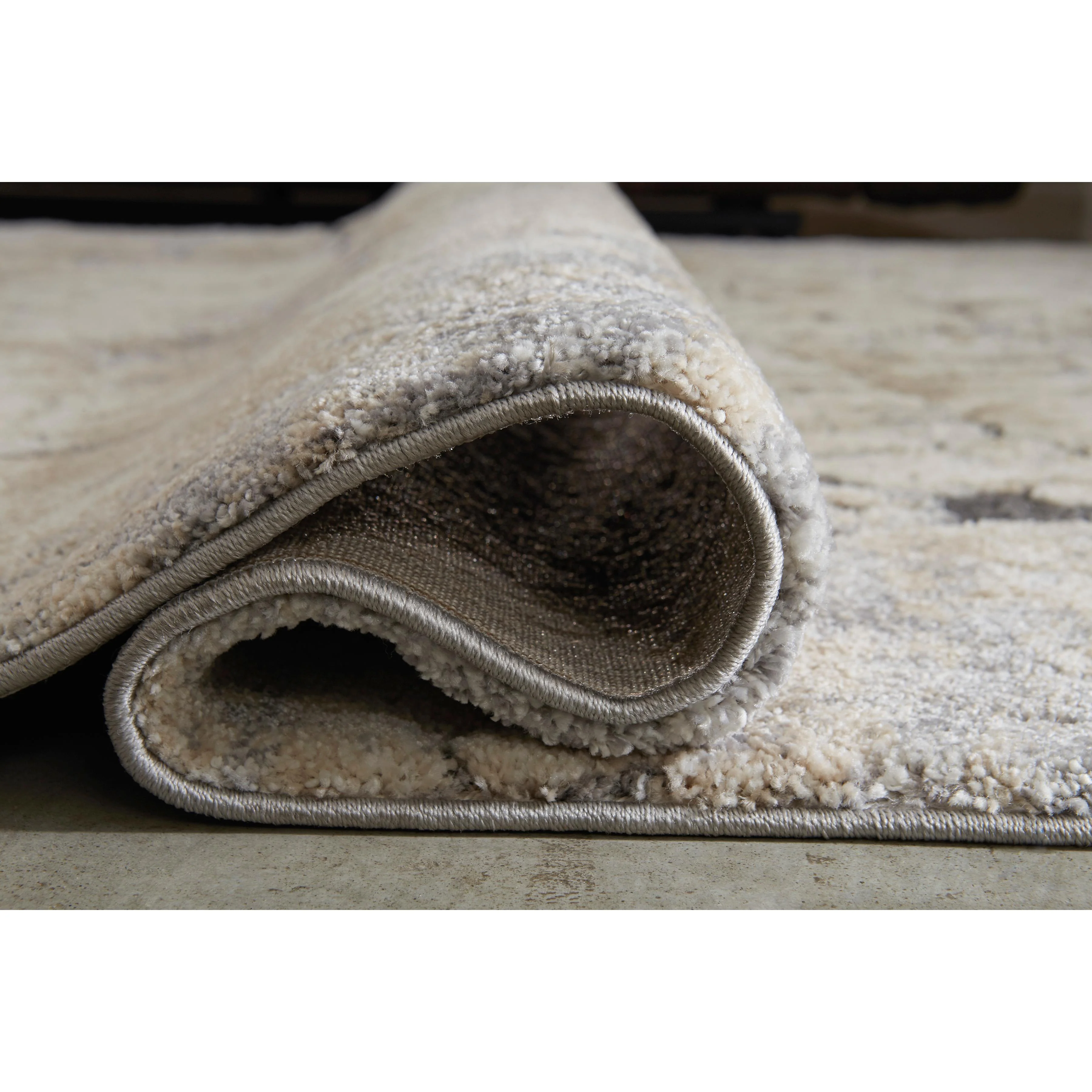 Signature Design by Ashley Wyscott R404891 Large Rug - Image 3