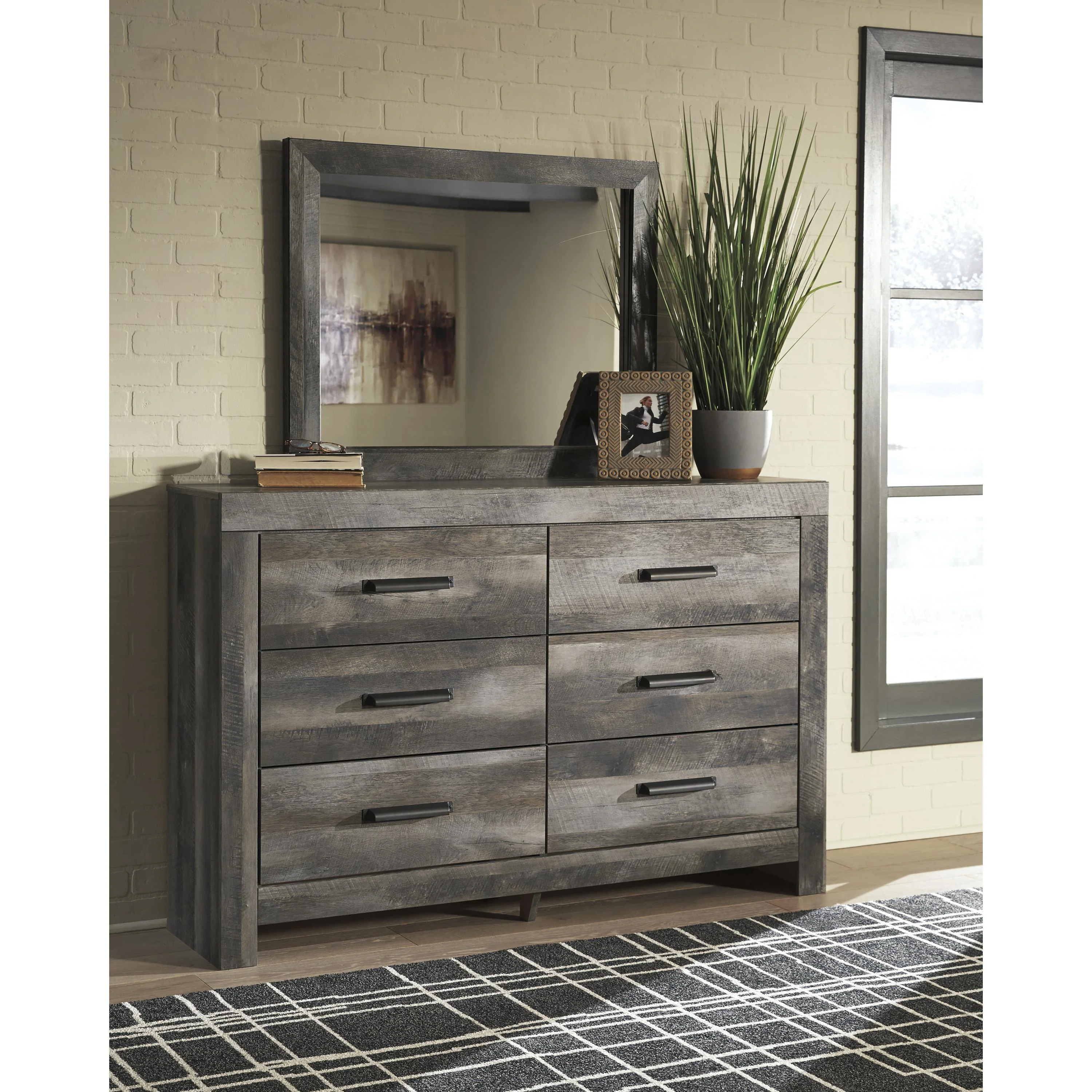 Signature Design by Ashley Wynnlow B440B1 Dresser and Mirror - Image 2