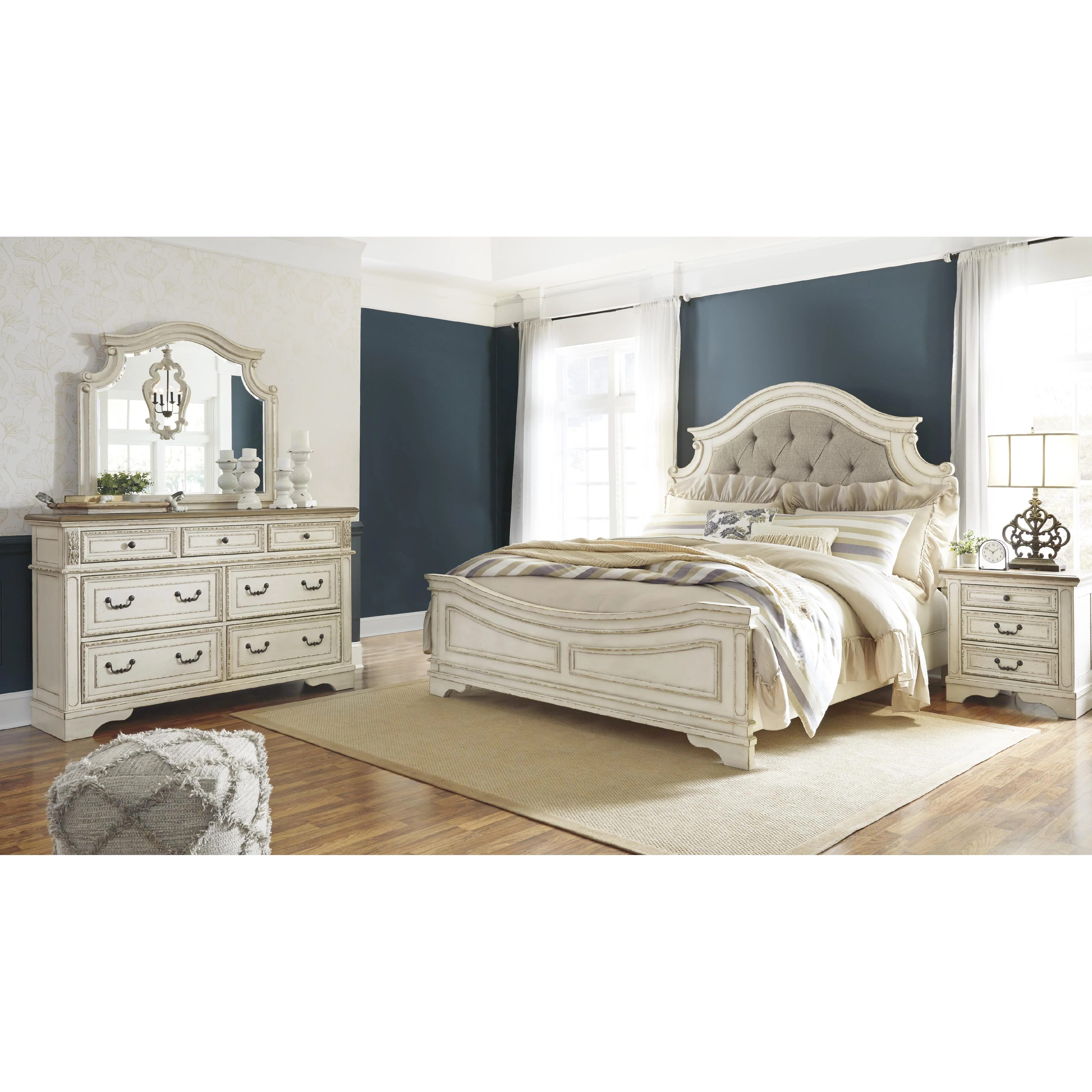 Signature Design by Ashley Realyn B743B1 Dresser and Mirror - Image 2