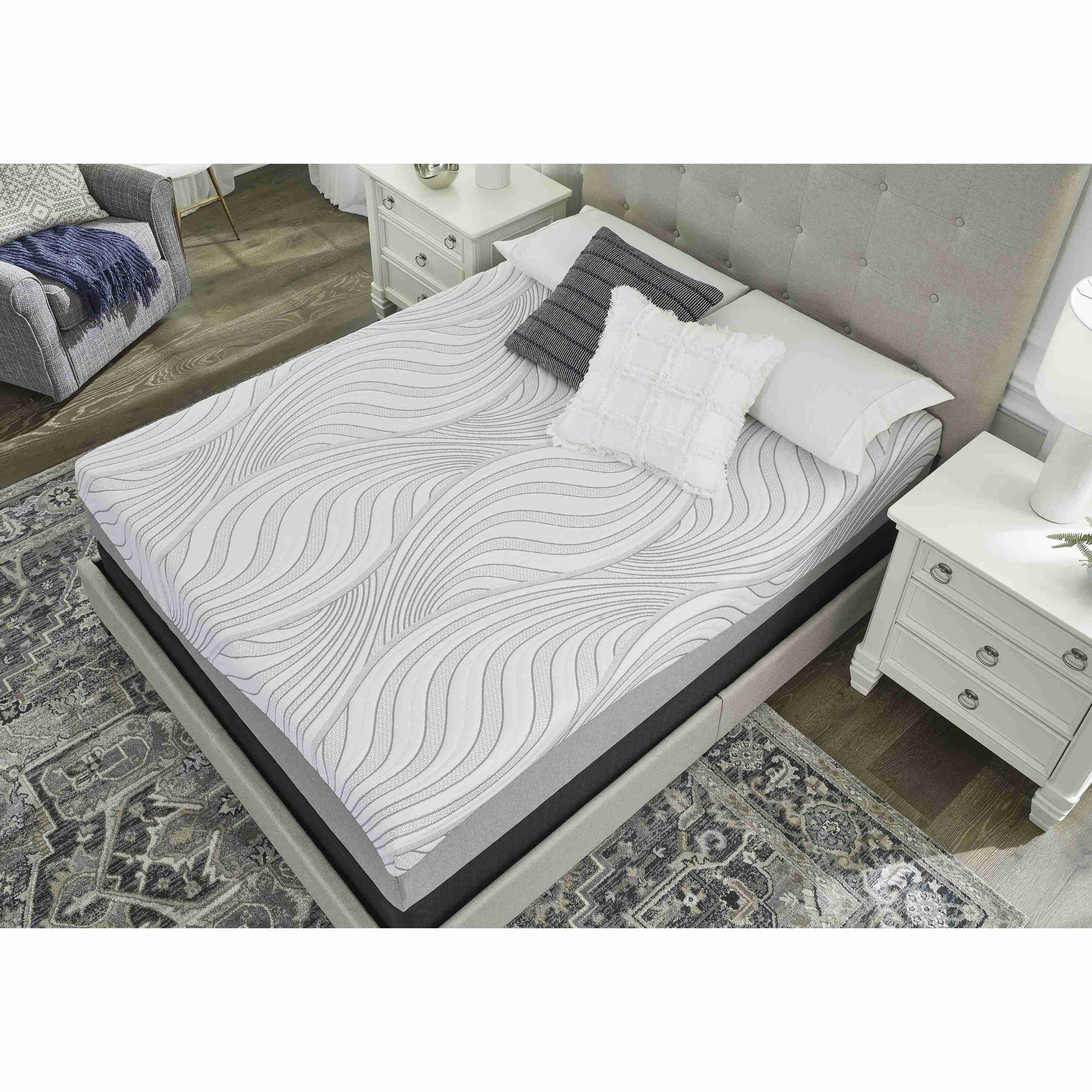 Sierra Sleep 12 Inch Memory Foam M59351 California King Mattress - Image 3