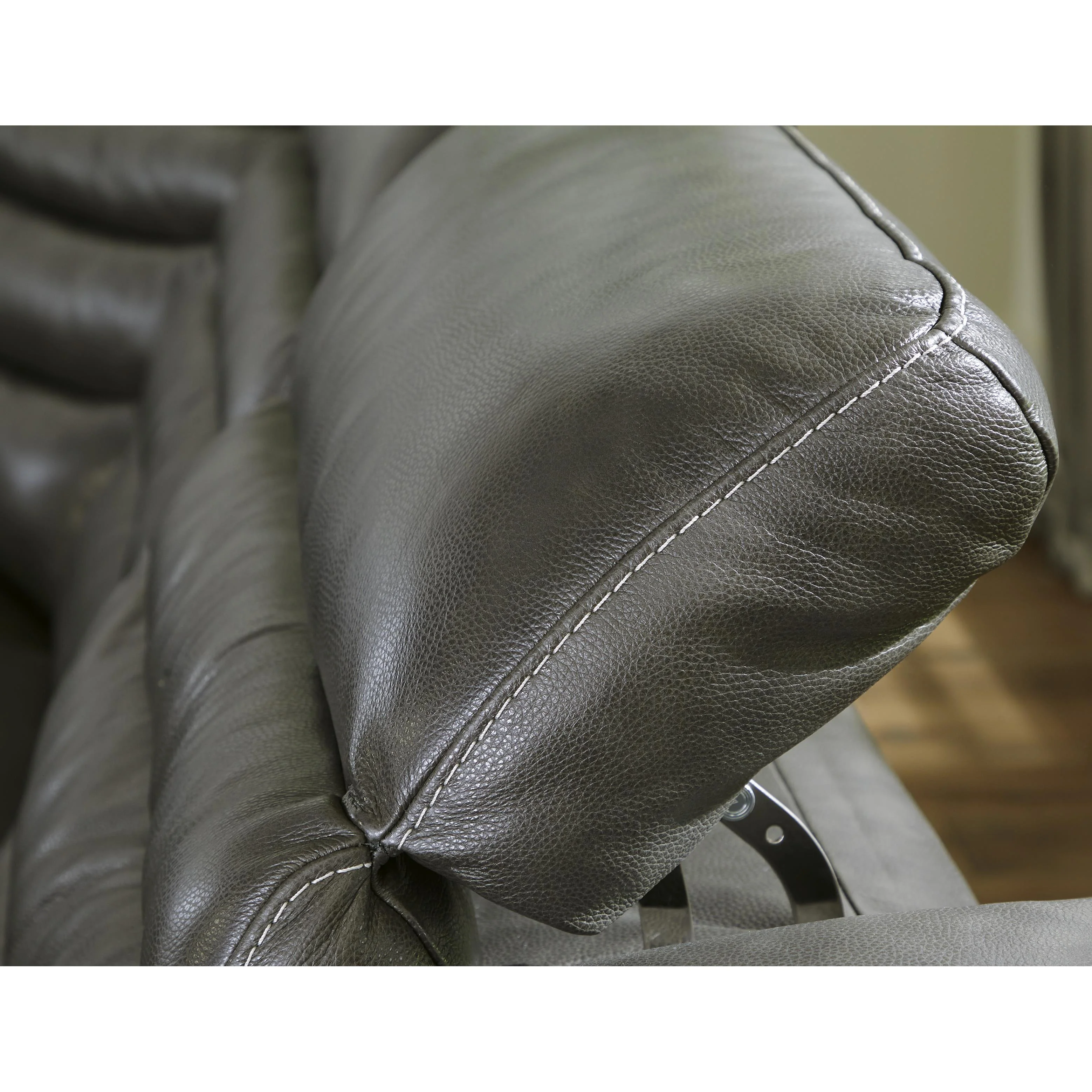 Signature Design by Ashley Center Line U63404S2 3 pc Power Reclining Loveseat with Console - Image 3