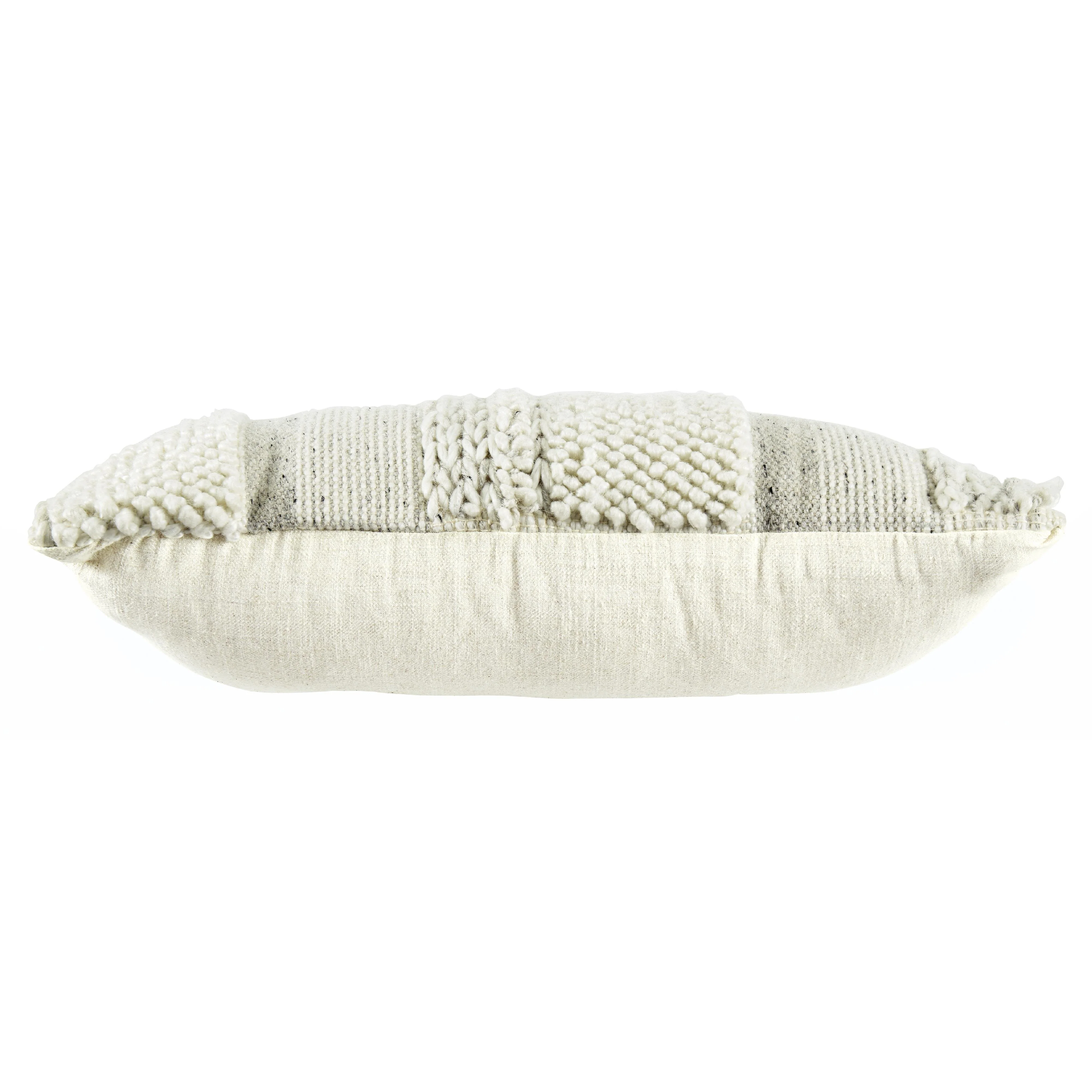 Signature Design by Ashley Standon A1001005 Pillow - Image 3