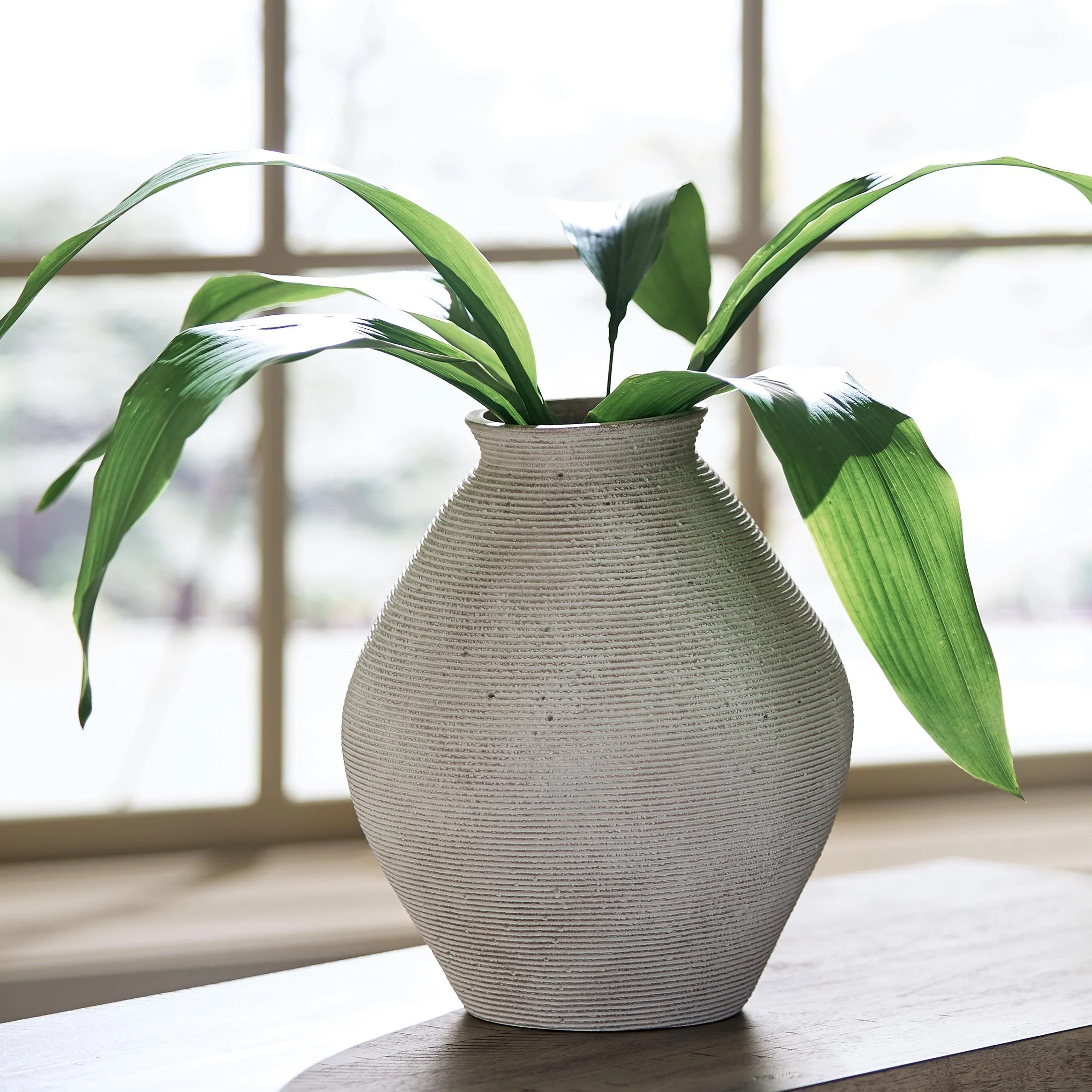 Signature Design by Ashley Hannela A2000513 Vase - Image 2