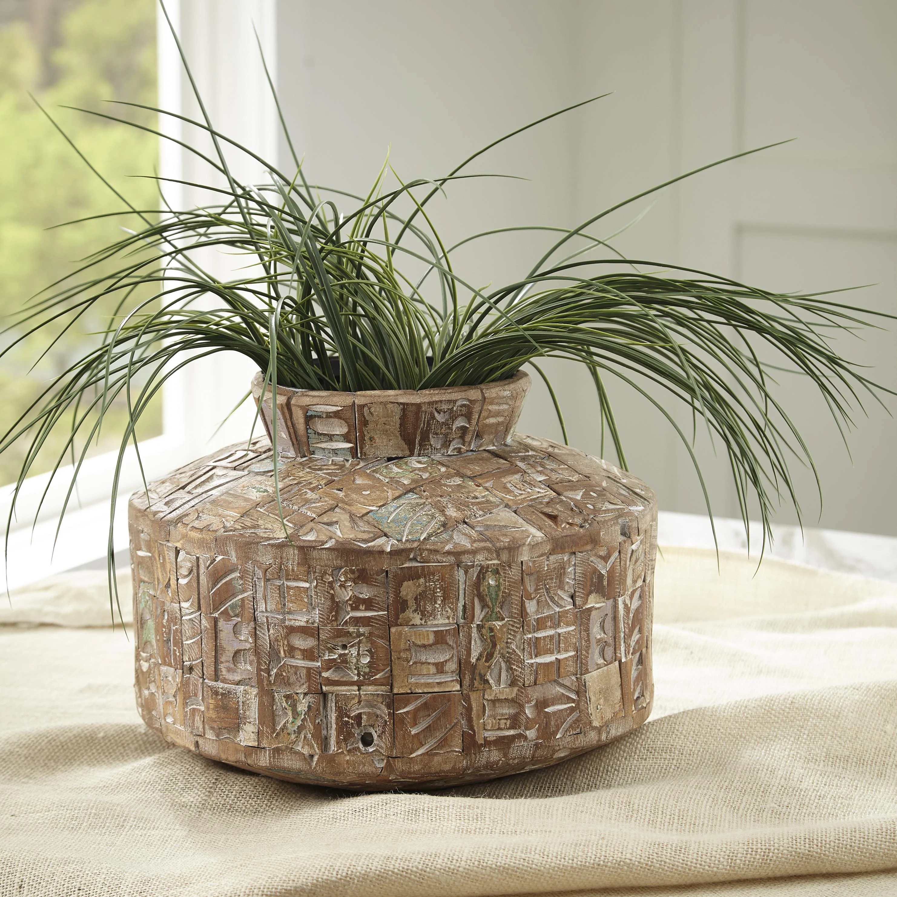 Signature Design by Ashley Meltland A2000557 Vase - Image 3