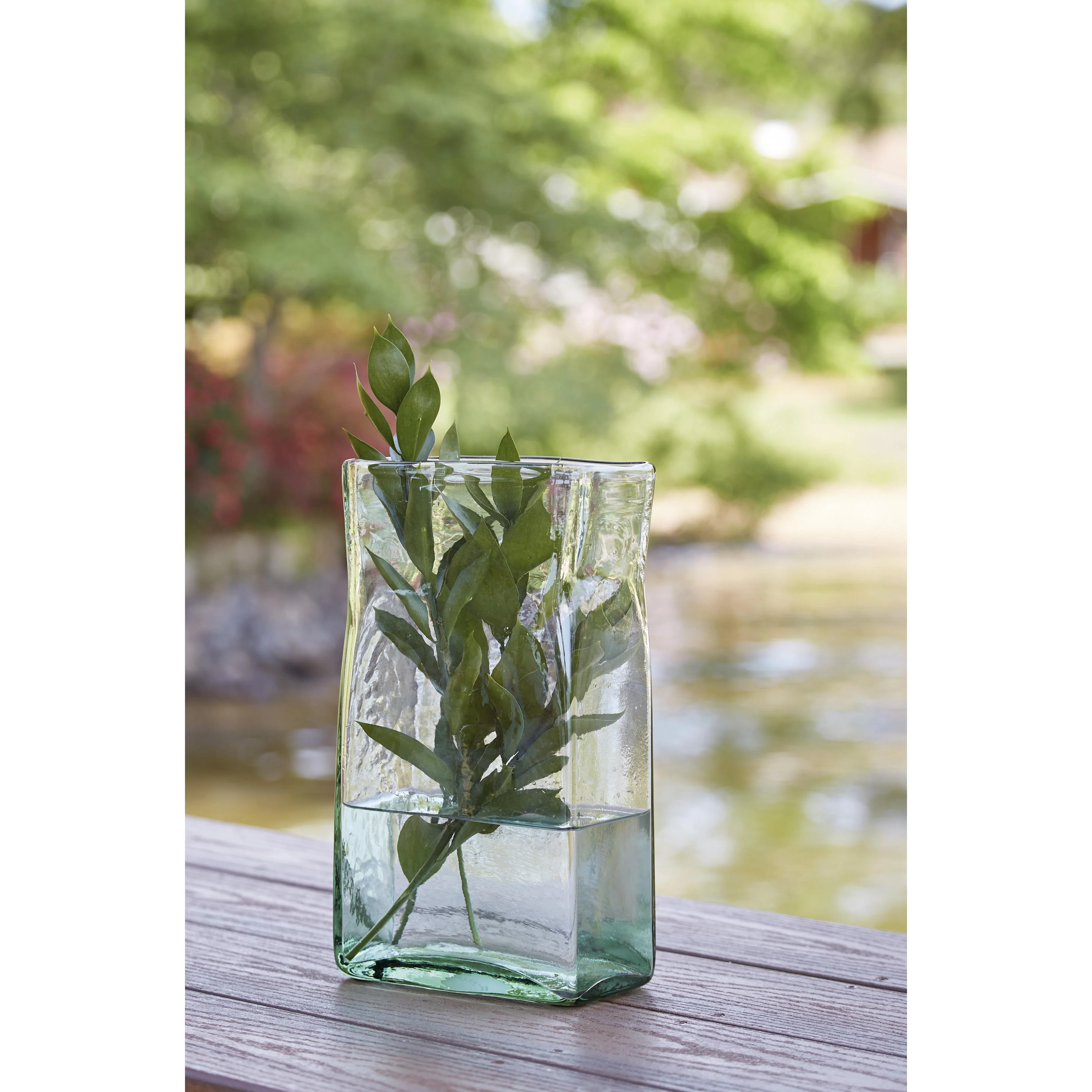 Signature Design by Ashley Taylow A2000537 Vase - Image 3