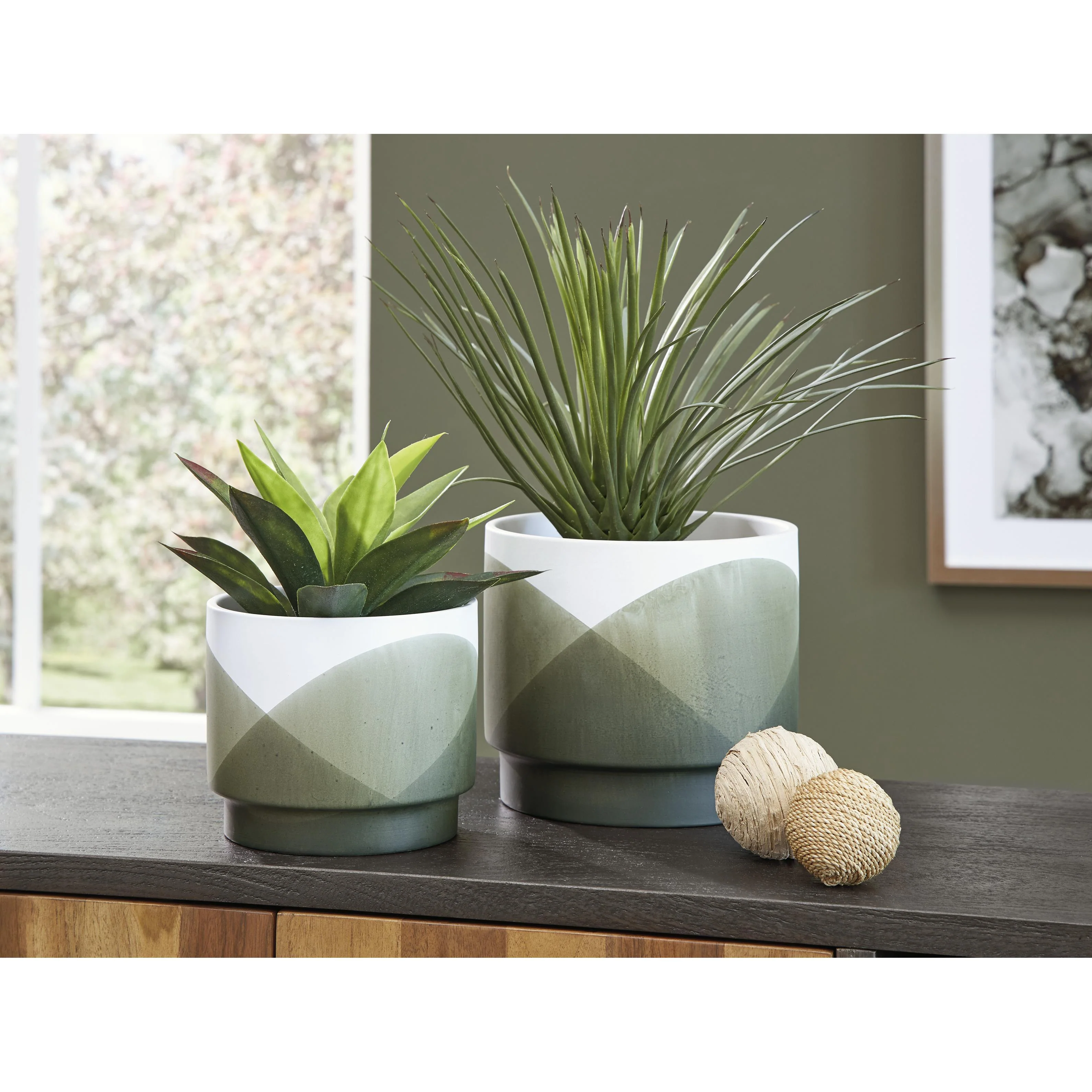 Signature Design by Ashley Ardenridge A2000579 Planter Set - Image 3