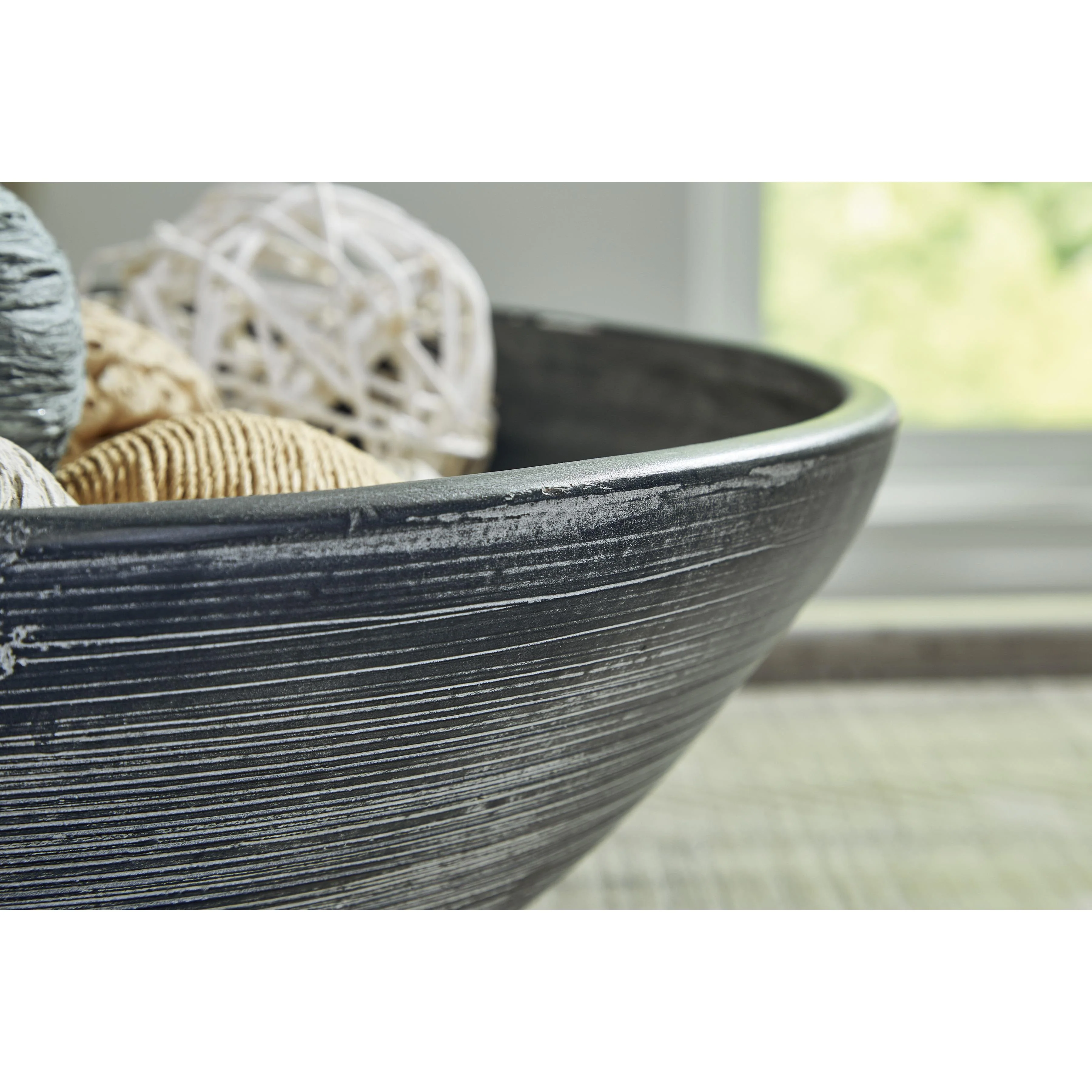 Signature Design by Ashley Meadie A2000630 Bowl - Image 3