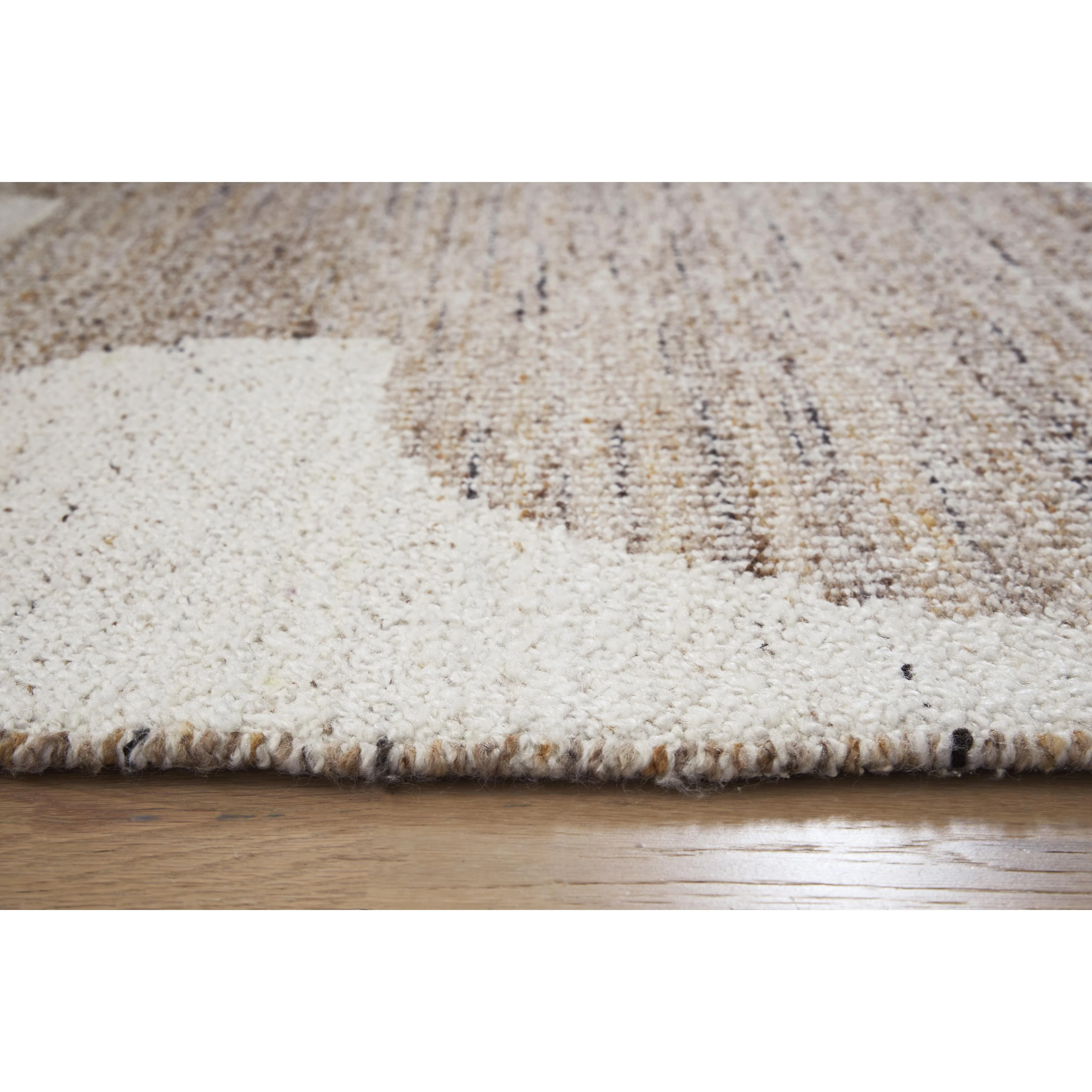 Signature Design by Ashley Brynnfield R406371 Large Rug - Image 3