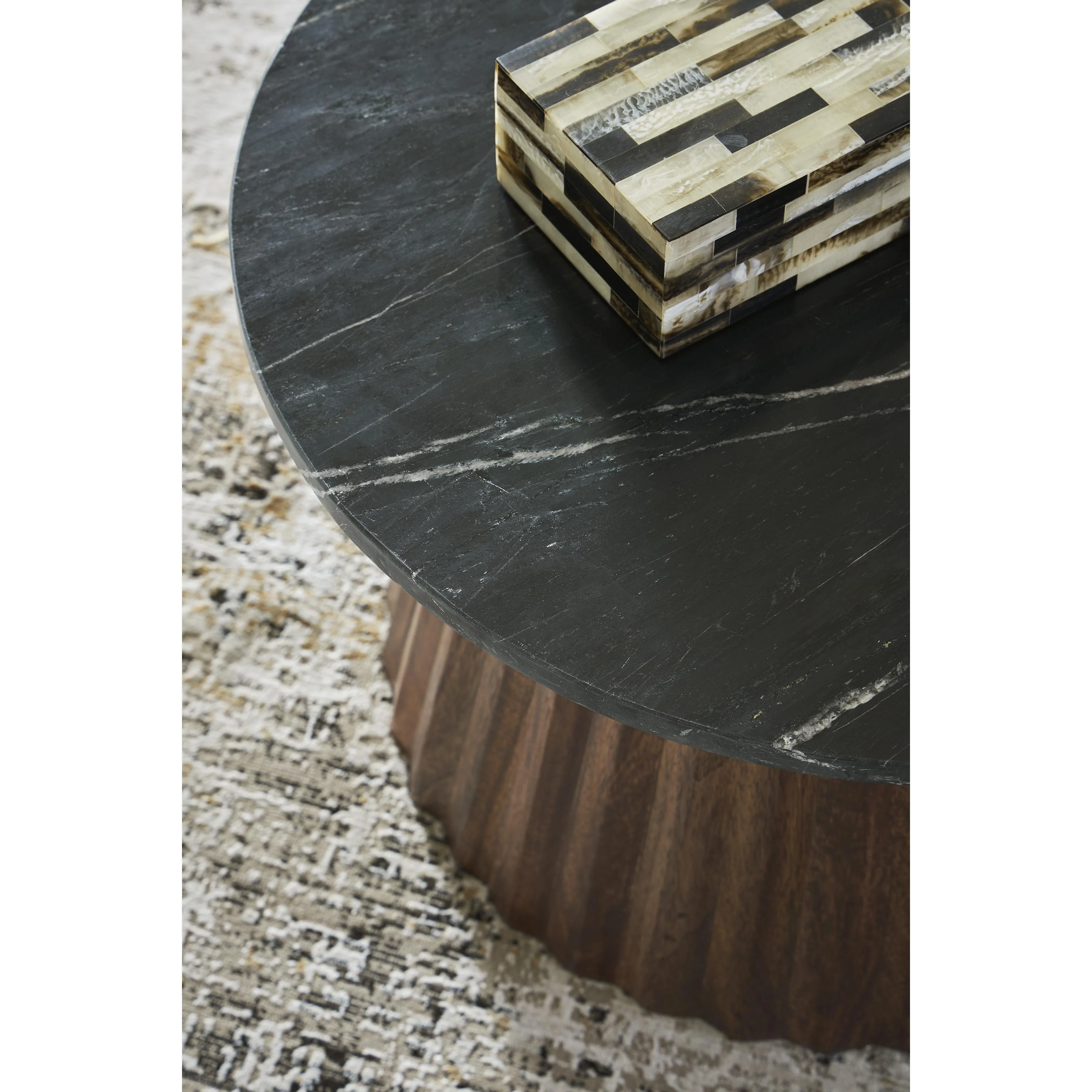 Signature Design by Ashley Ceilby A4000601 Accent Cocktail Table - Image 3