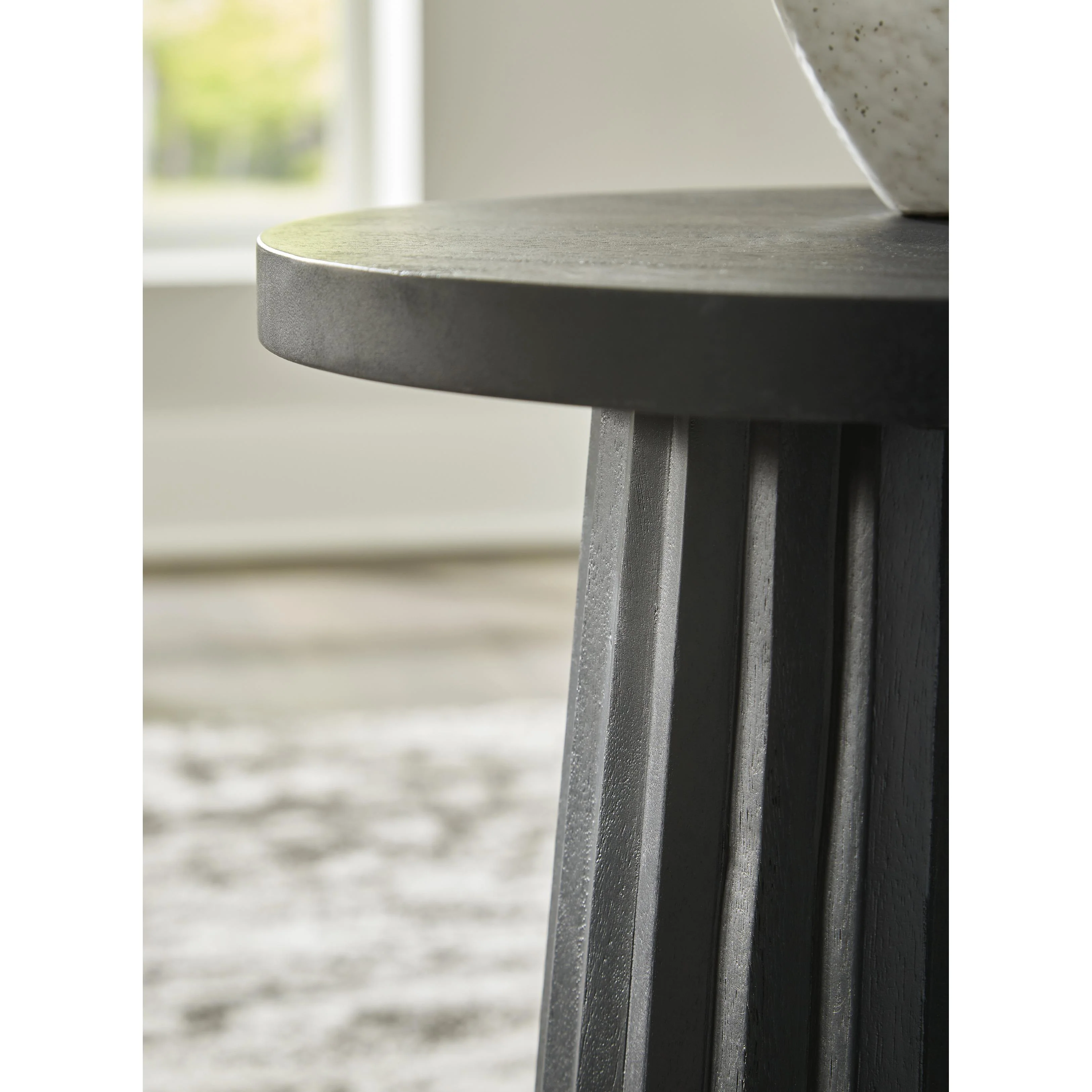 Signature Design by Ashley Ceilby A4000603 Accent Table - Image 3