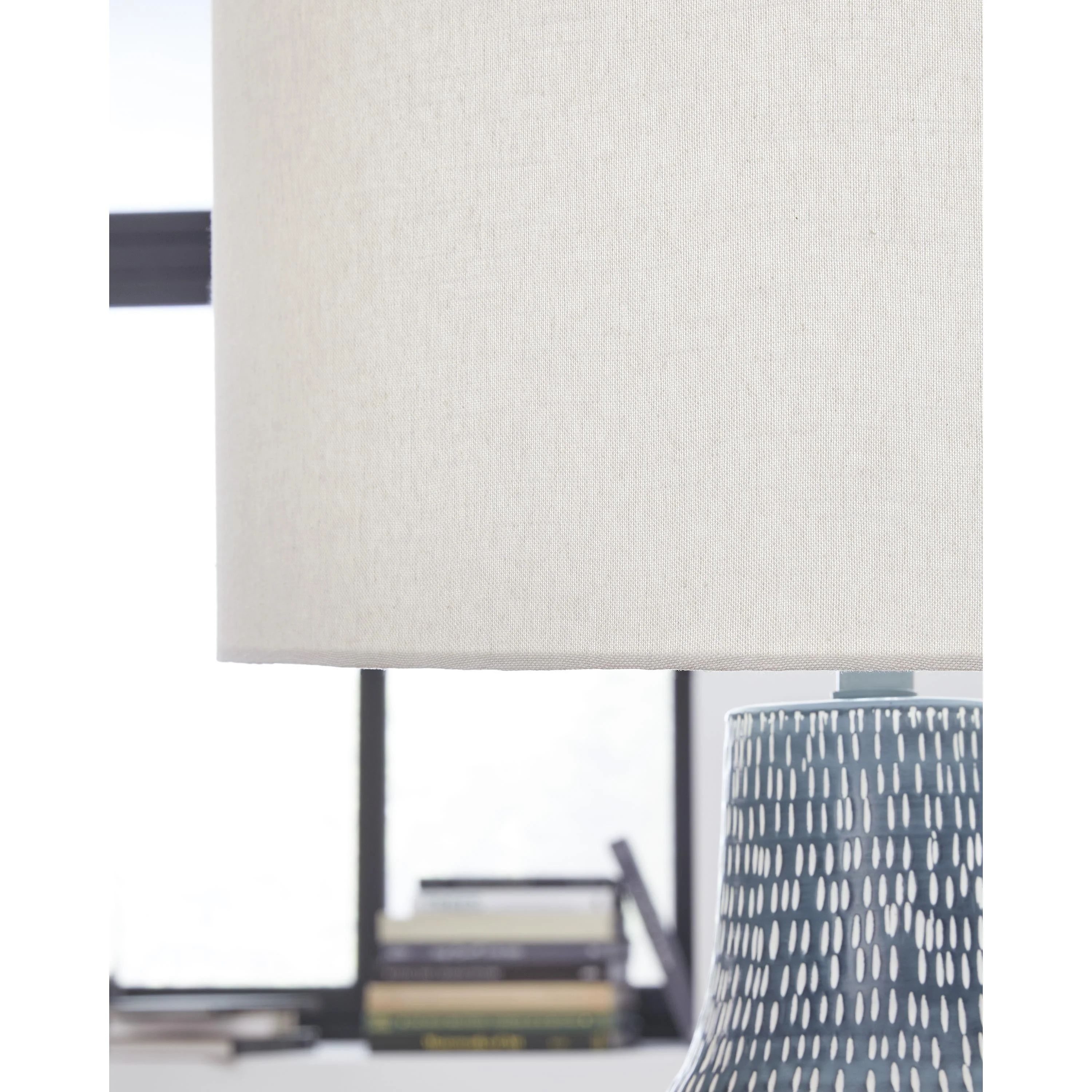 Signature Design by Ashley Schylarmont L207474 Metal Table Lamp - Image 3