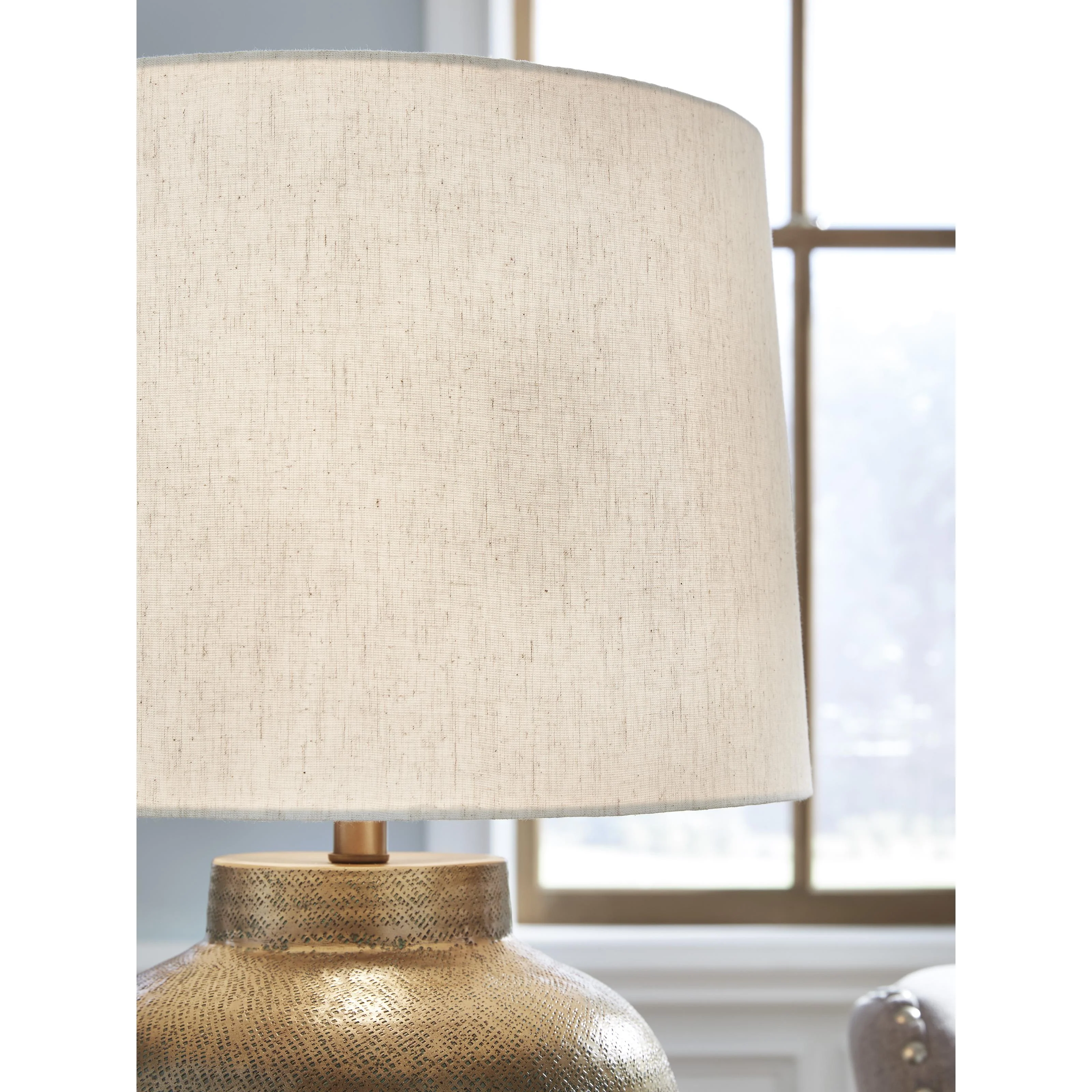 Signature Design by Ashley Madney L207494 Metal Table Lamp - Image 3