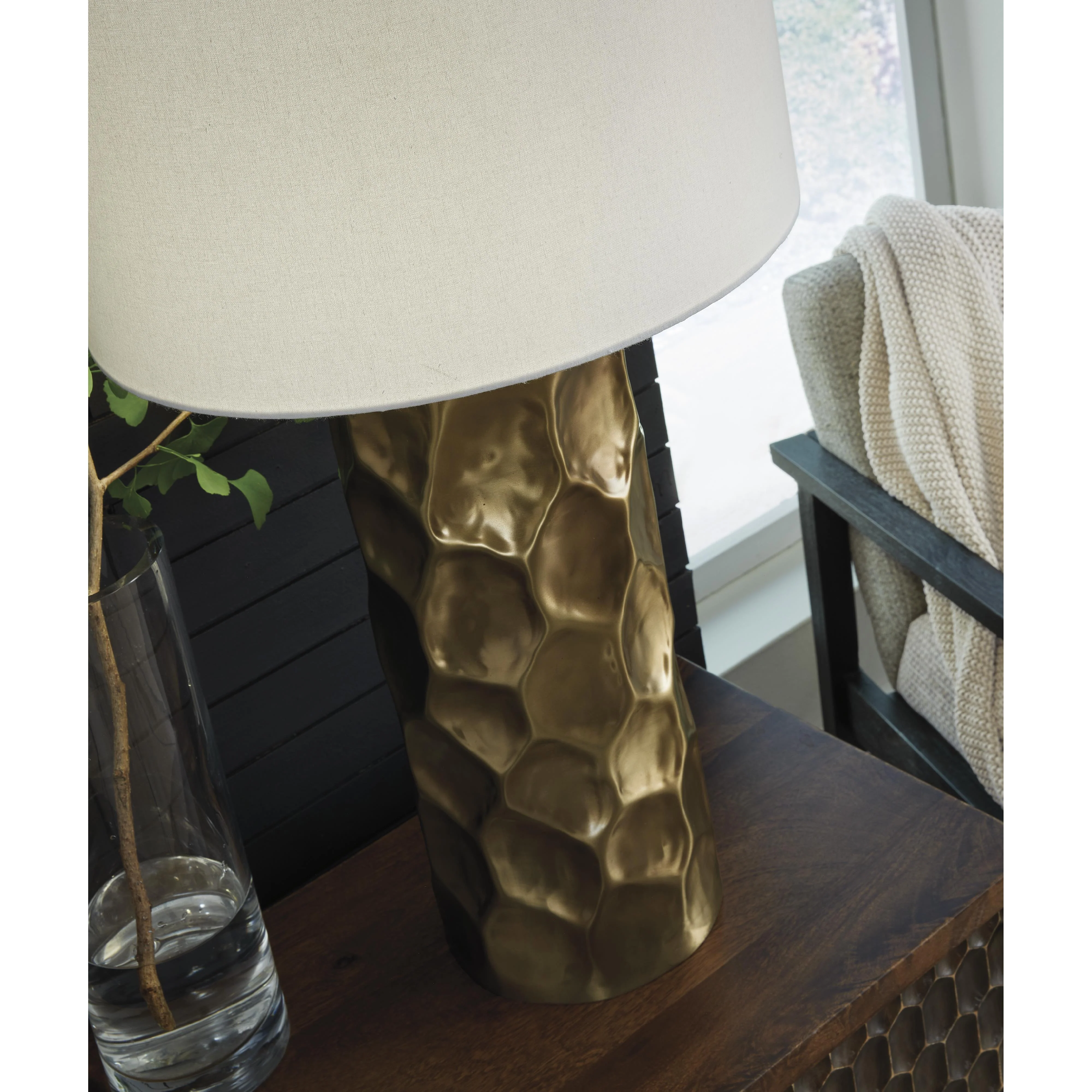 Signature Design by Ashley Marshawn L207524 Metal Table Lamp - Image 3