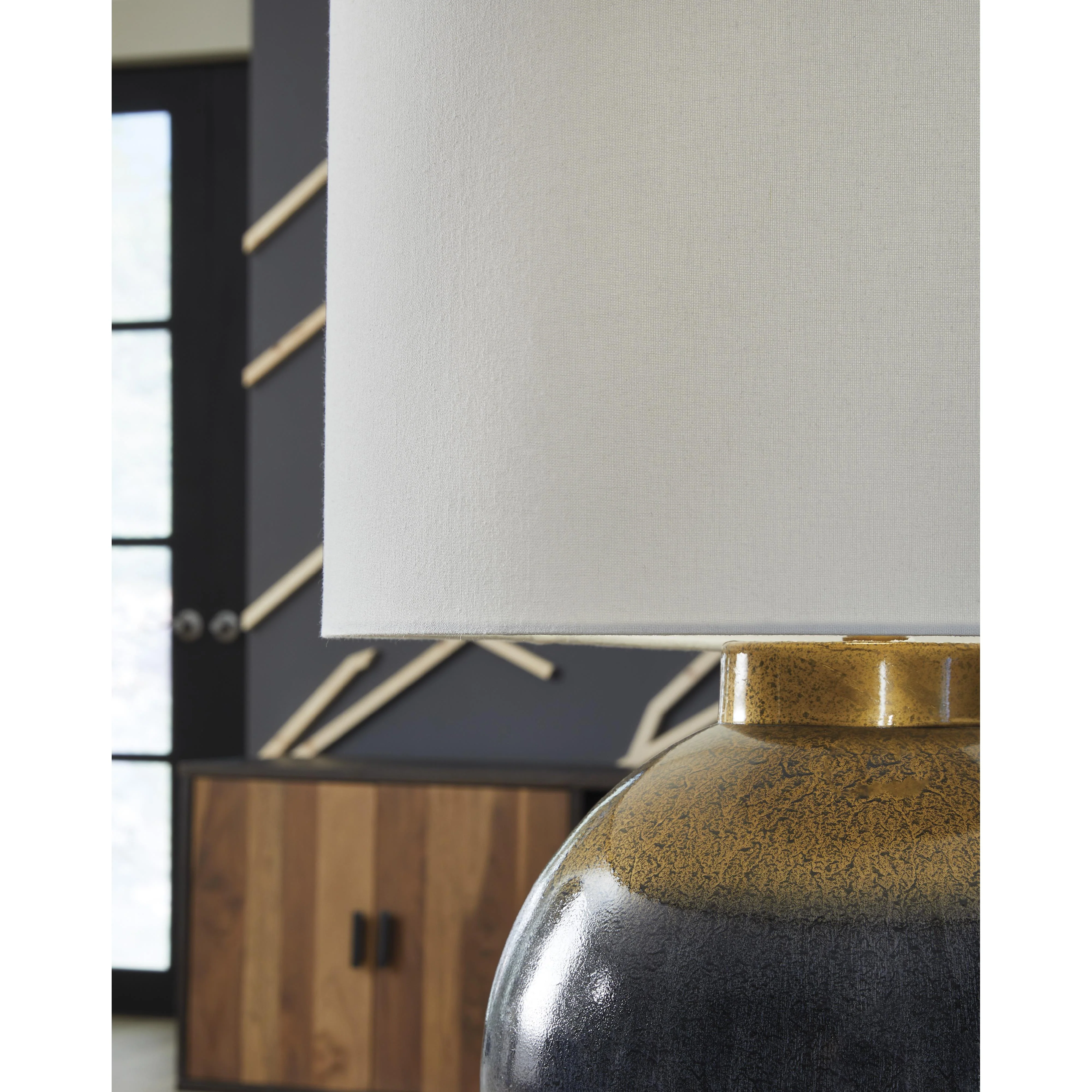 Signature Design by Ashley Adara L207564 Metal Table Lamp - Image 3
