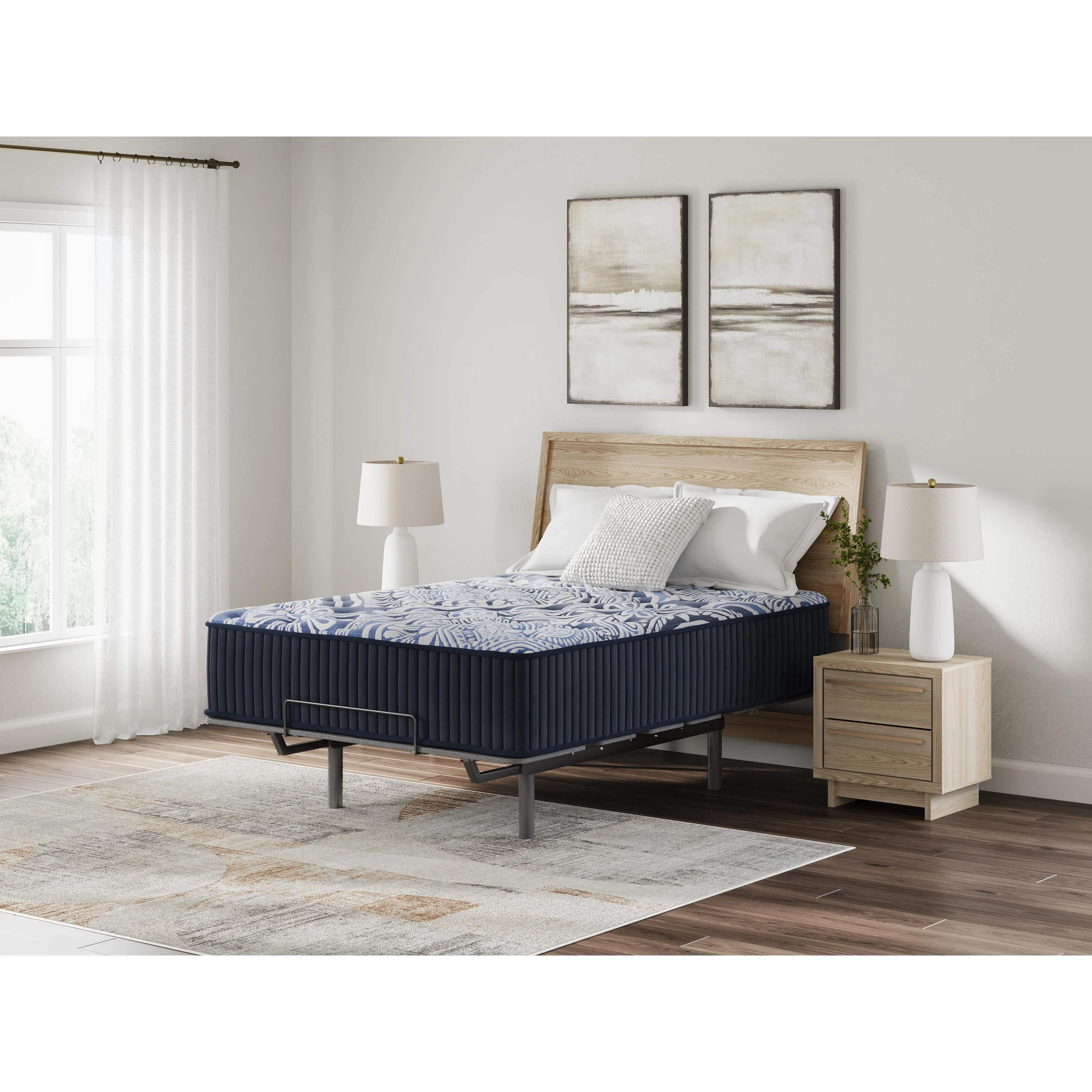 Sierra Sleep Firm Luxe 2.0 M49631 Queen Mattress - Image 2