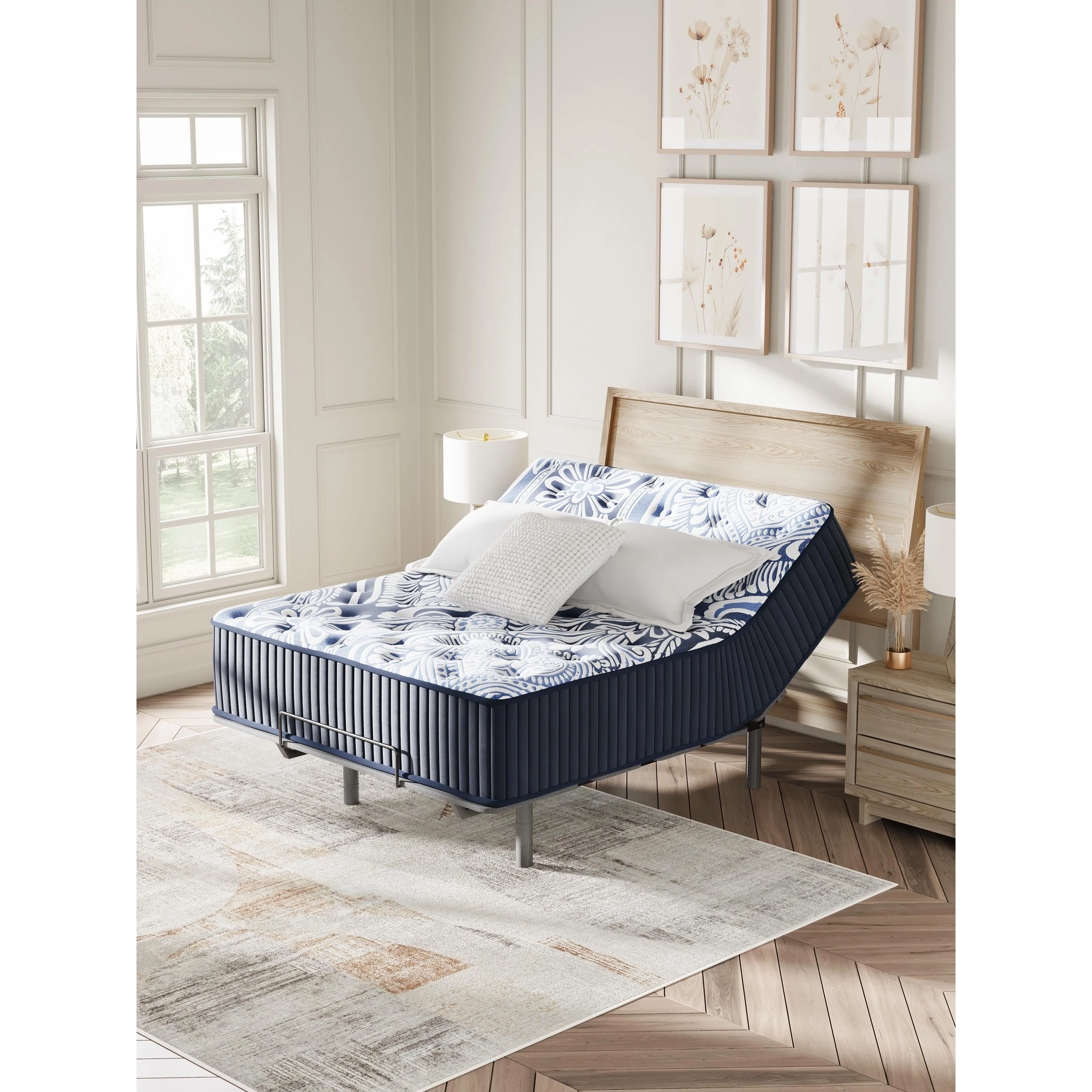 Sierra Sleep Plush Luxe 2.0 M49731 Queen Mattress - Image 3