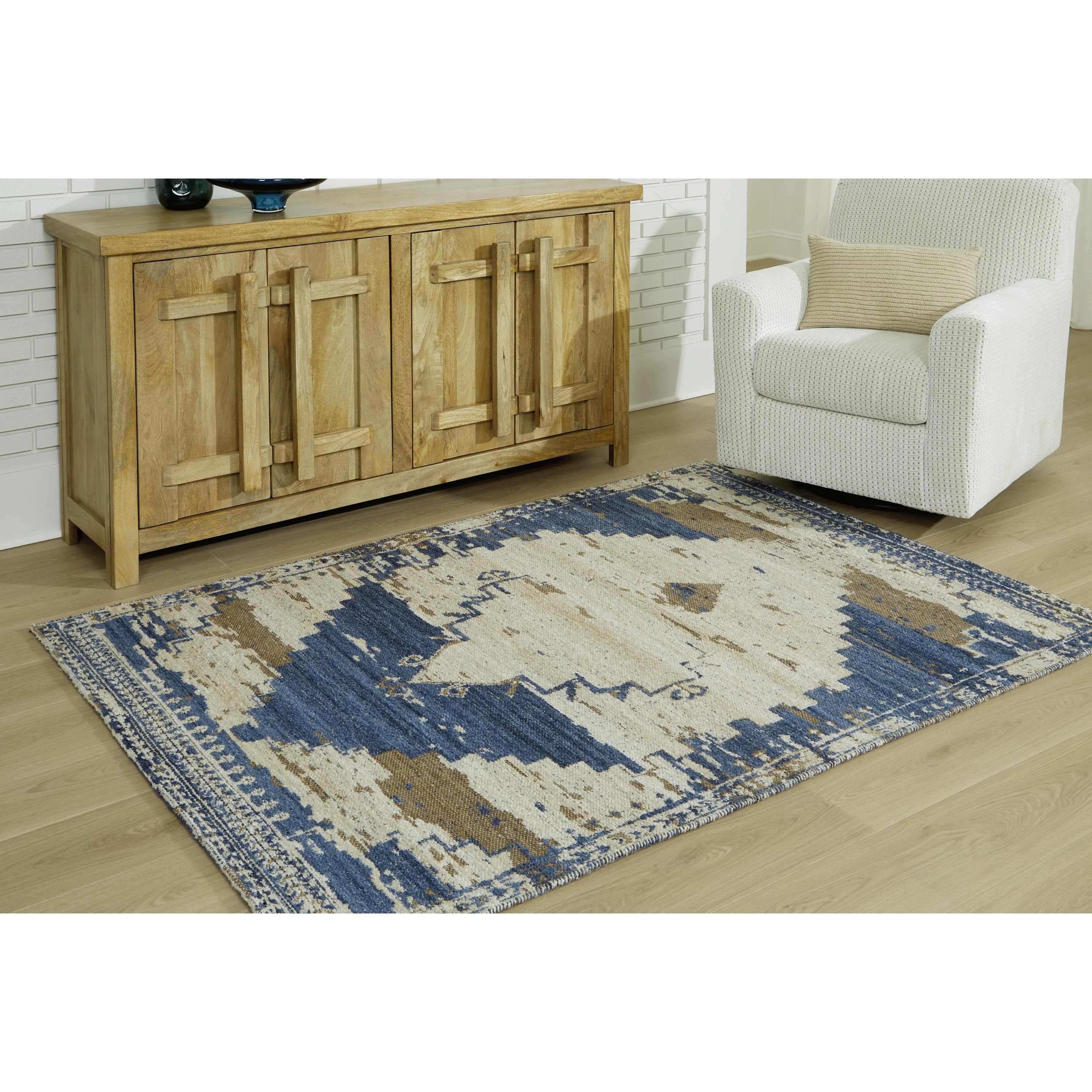 Signature Design by Ashley Varnler R407131 Large Rug - Image 2