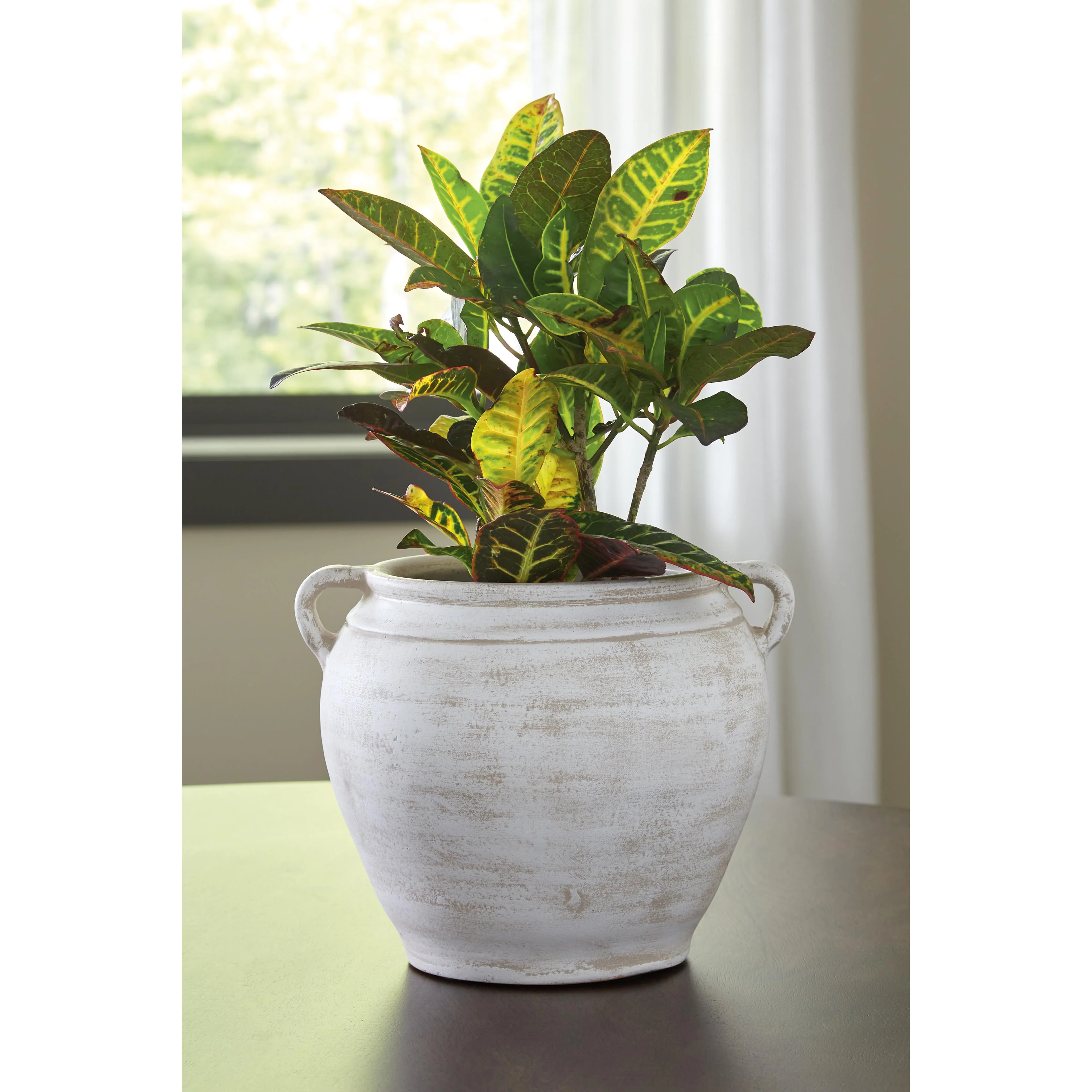 Signature Design by Ashley Meadie A2000787 Vase - Image 3
