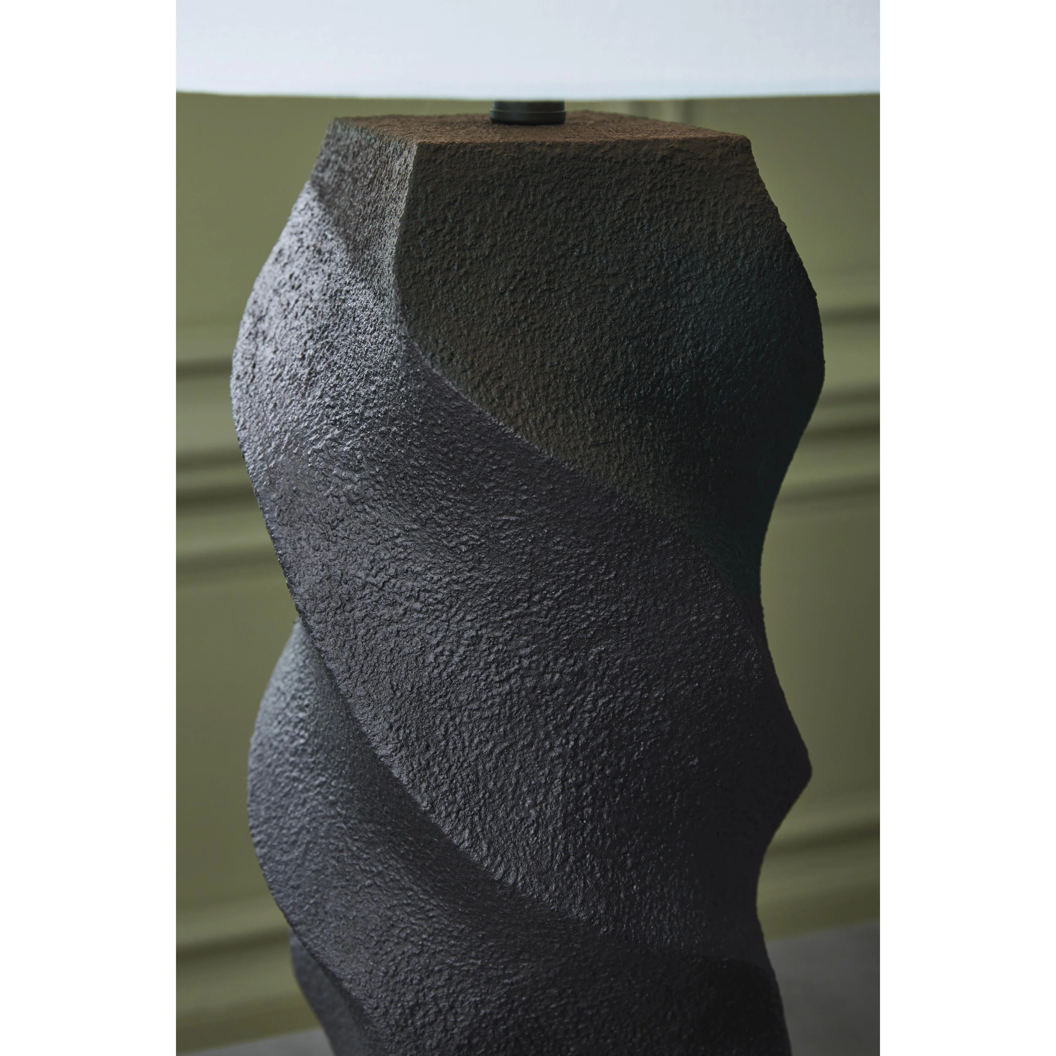 Signature Design by Ashley Amillion L235904 Poly Table Lamp - Image 3