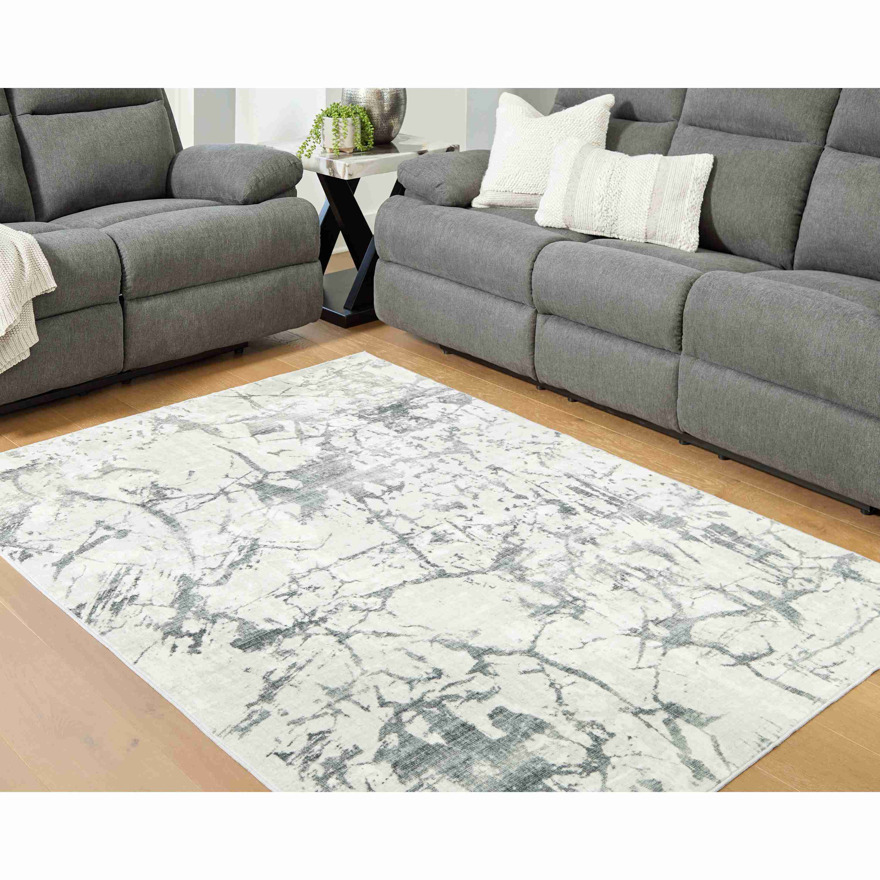 Signature Design by Ashley Tobinbury R407422 Washable Medium Rug - Image 2