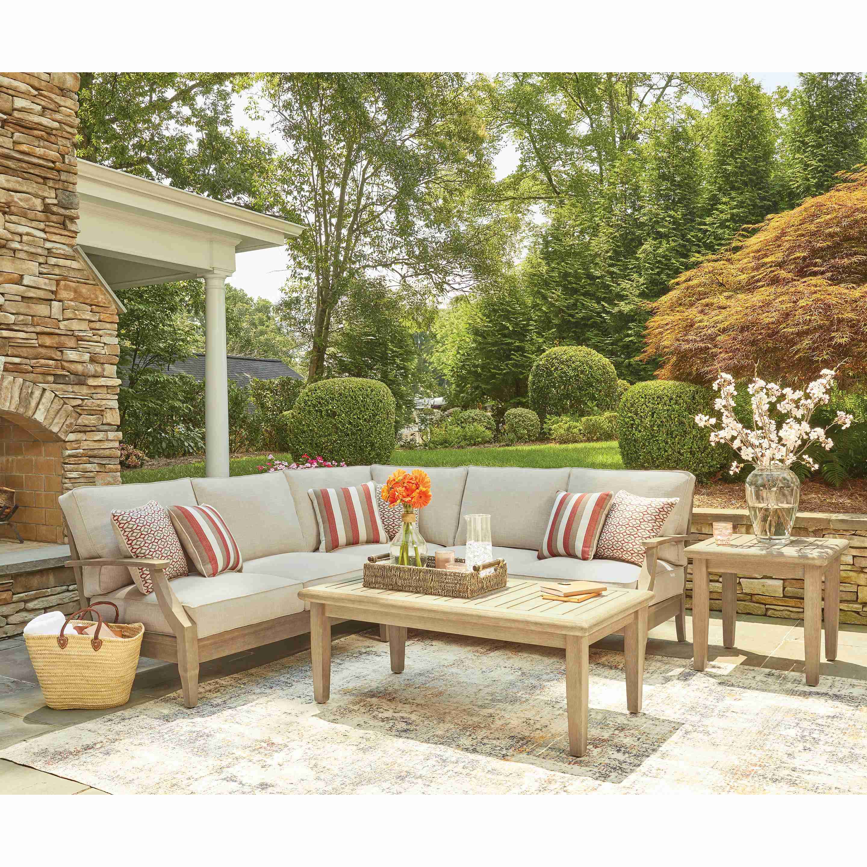 Signature Design by Ashley Clare View P801P10 3 pc Outdoor Sectional - Image 3