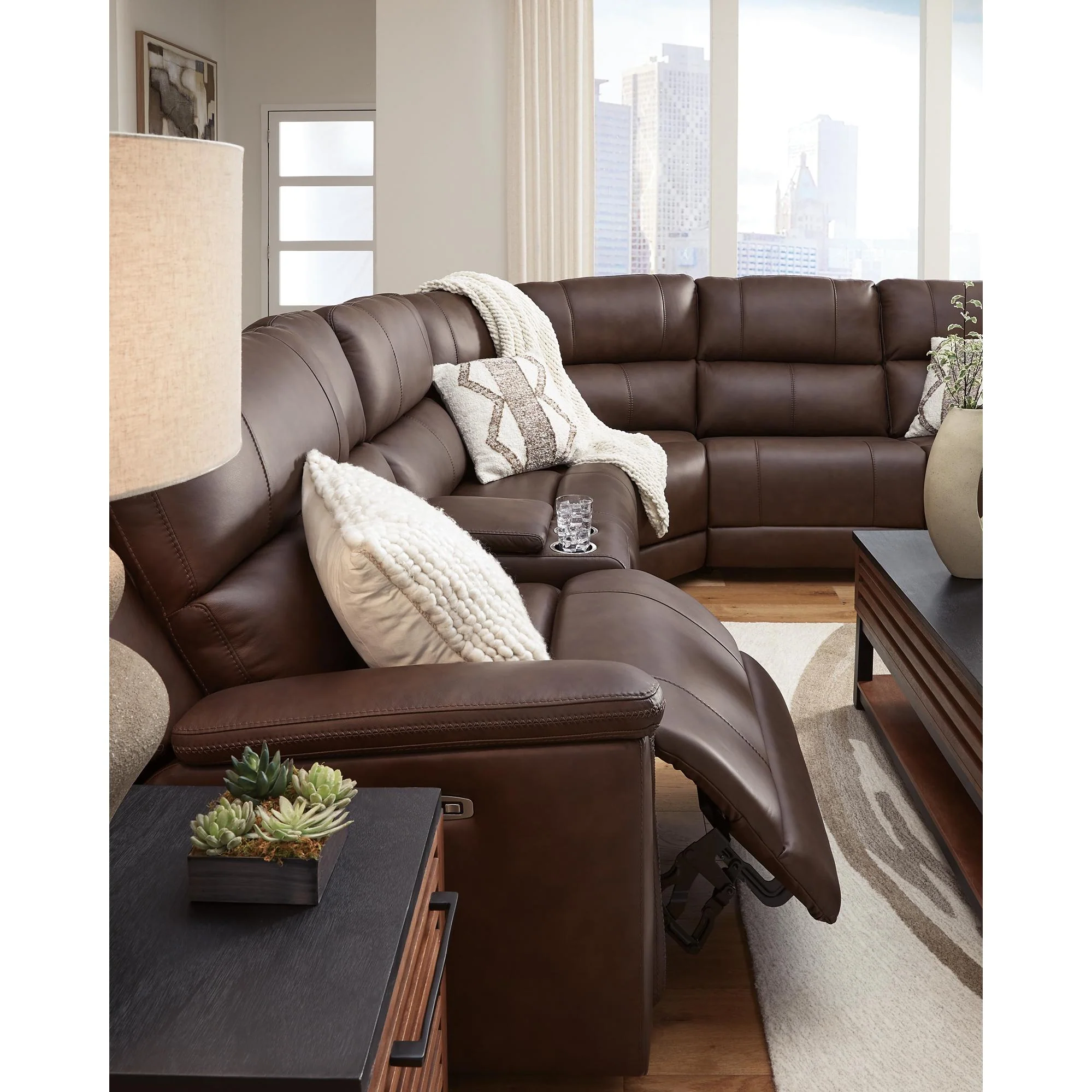 Signature Design by Ashley Bleckley PCU12001S5 6 pc Power Reclining Sectional - Image 3