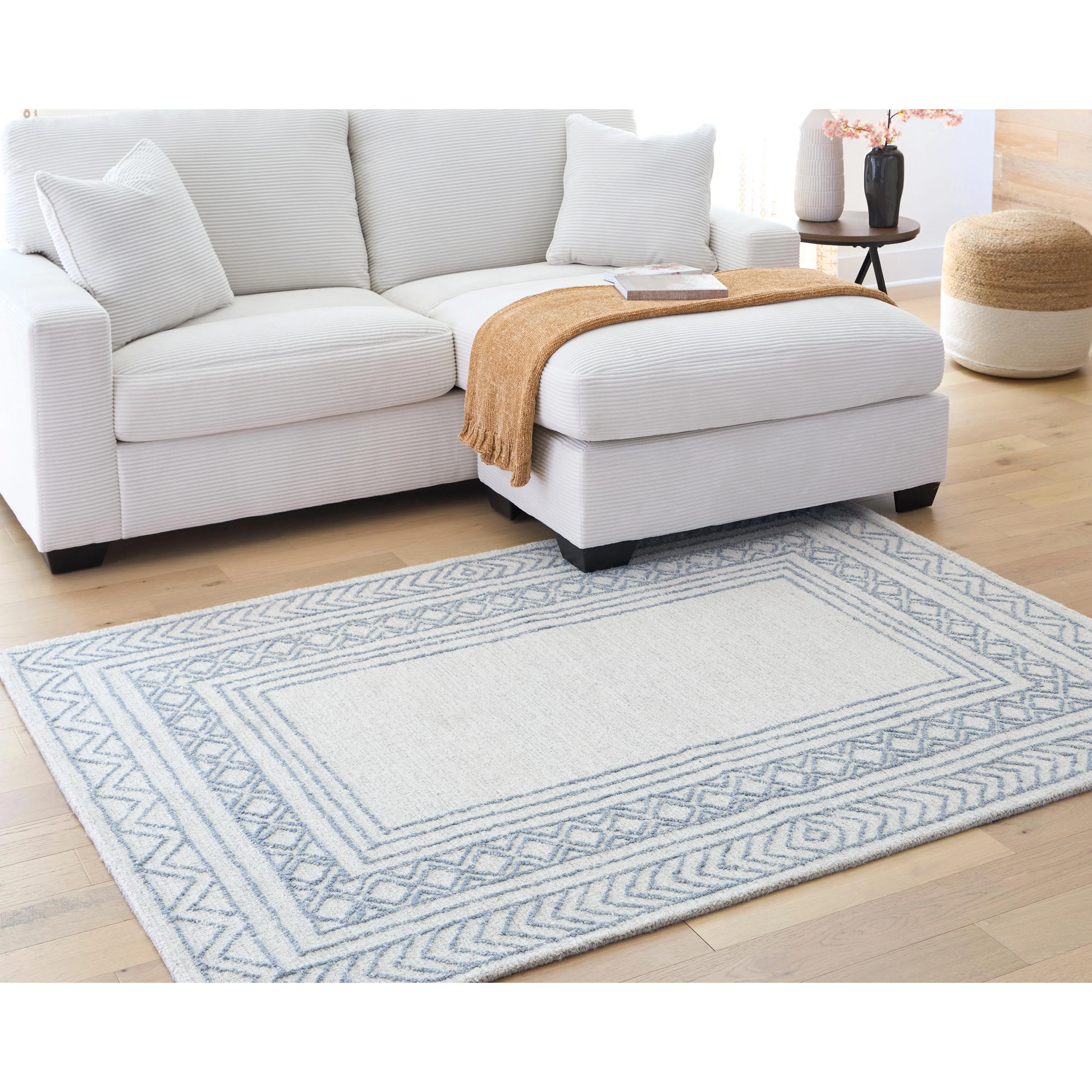 Signature Design by Ashley Azelhurst R407852 Medium Rug - Image 2