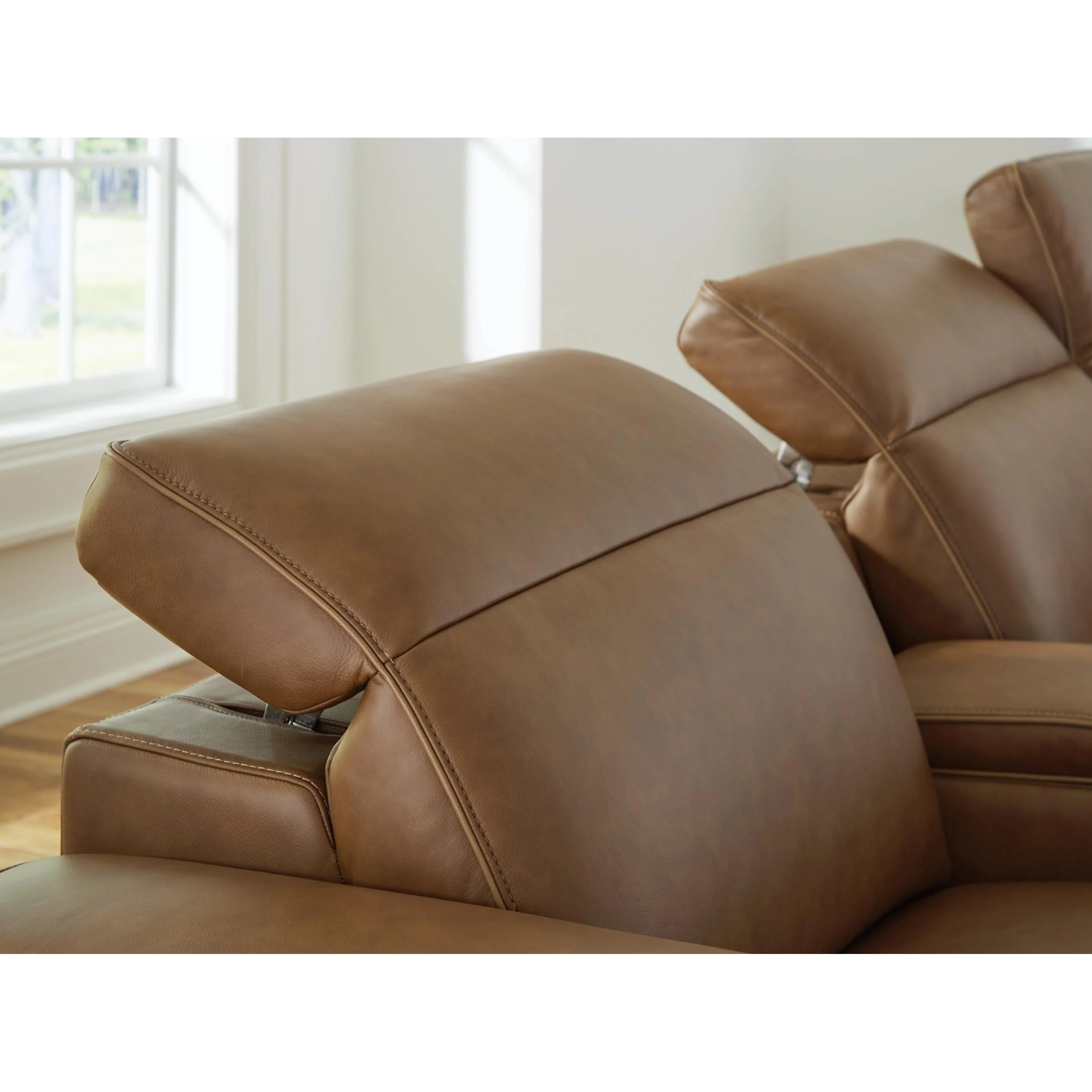 Signature Design by Ashley Magic Man Power Reclining Leather Match 6 pc Sectional PCU1070031/PCU1070046A/PCU1070057/PCU1070058/PCU1070062/PCU1070077 - Image 3