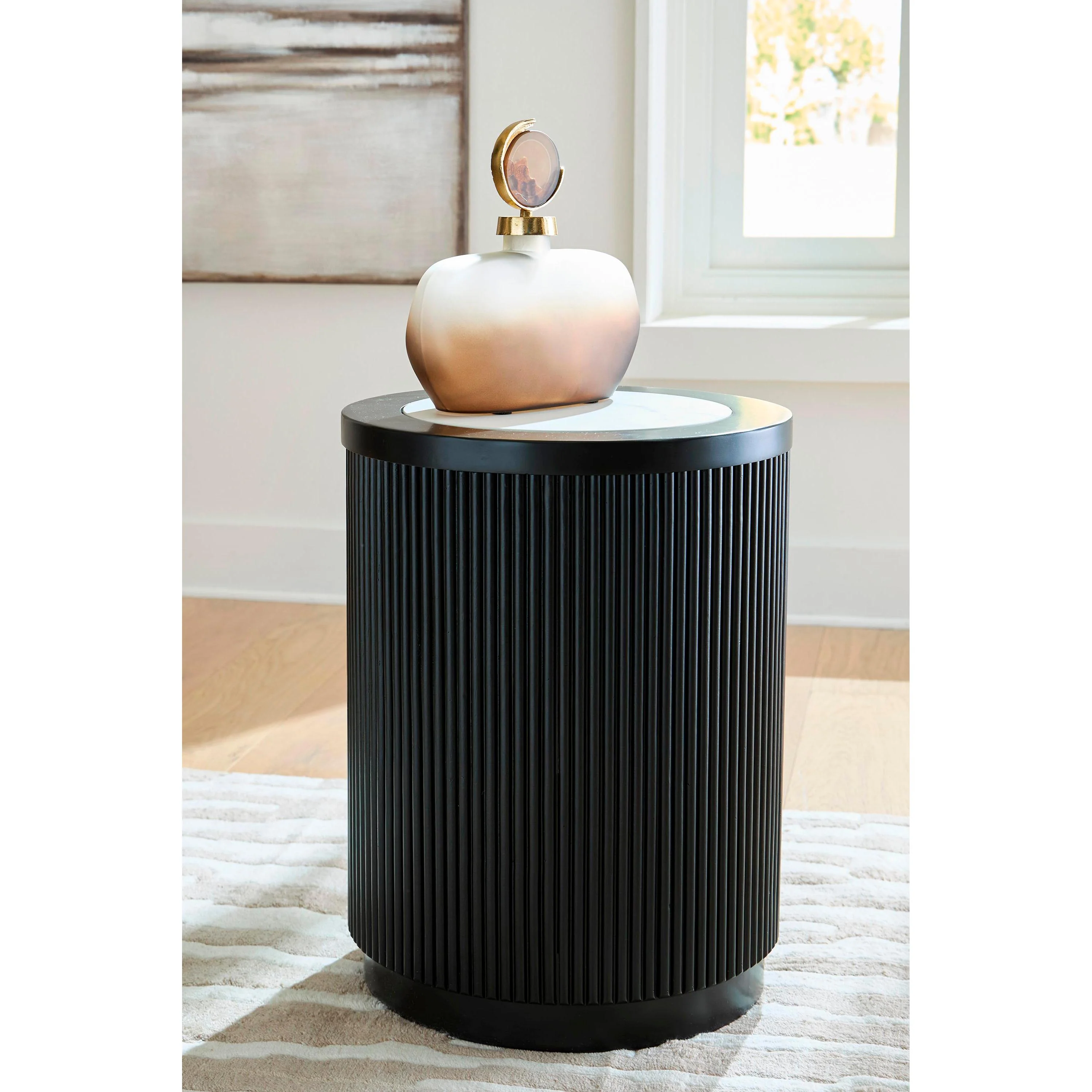 Signature Design by Ashley Grayman End Table T650-6 - Image 2