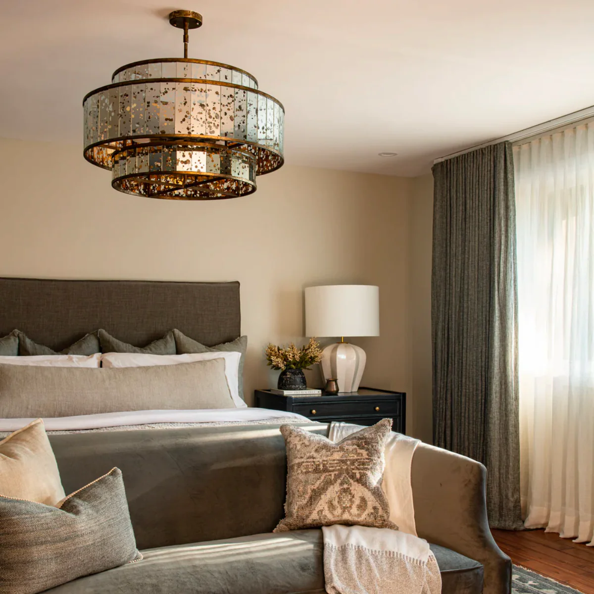 Fantine Large Chandelier - Image 2