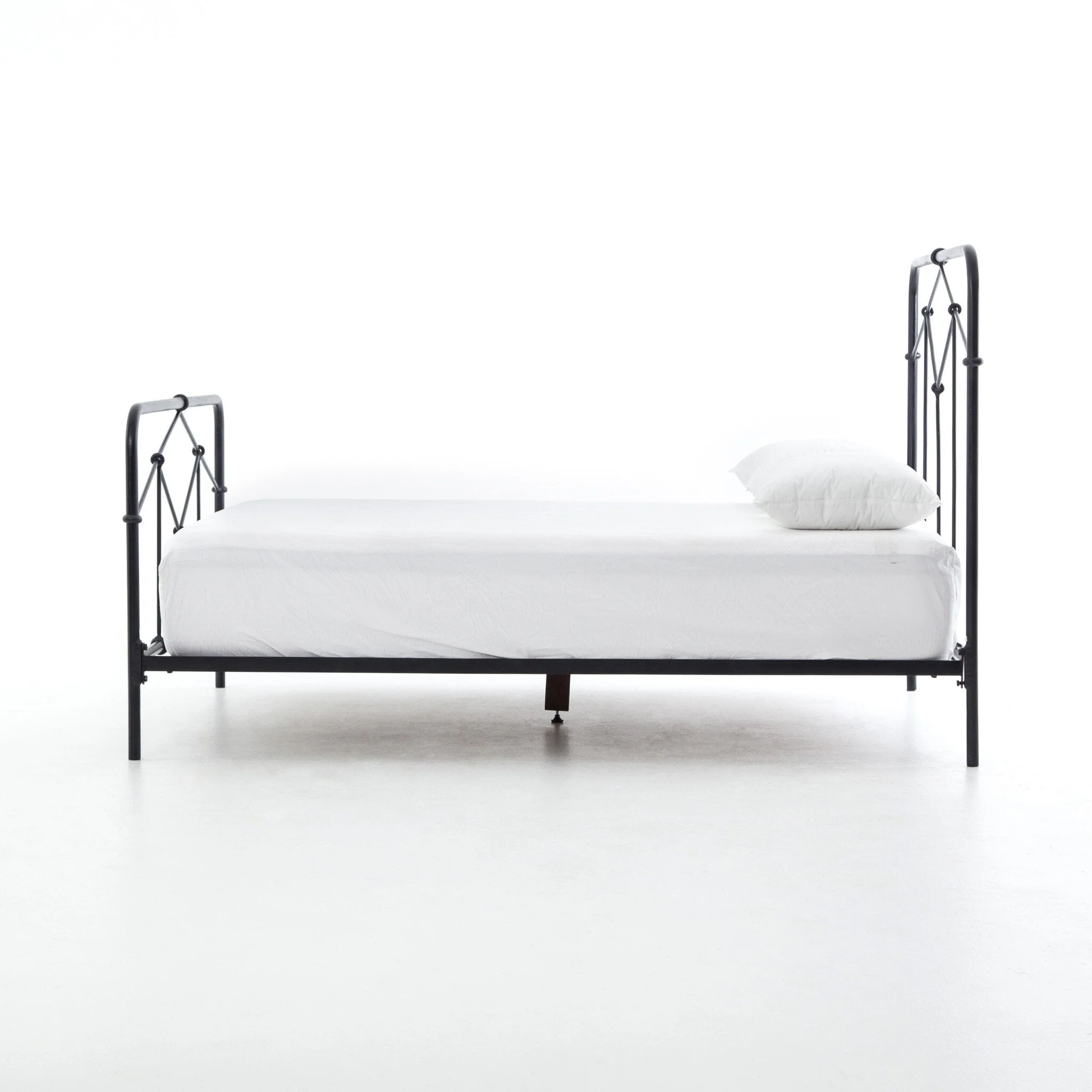 Casey Bed - Sandblasted Vintage Black | King - Image 3