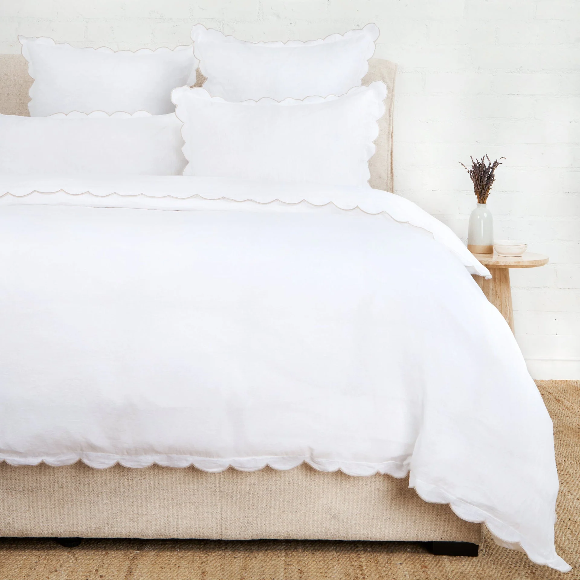 Kelly Bedding Collection - Image 2