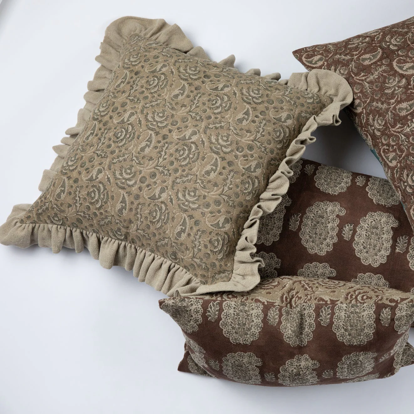 Bari Ash Pillow - Image 2