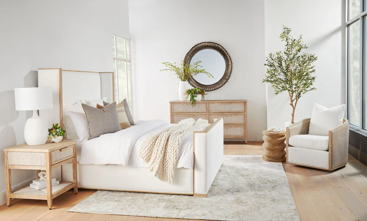 Tailor Shelter Queen Bed - Image 3