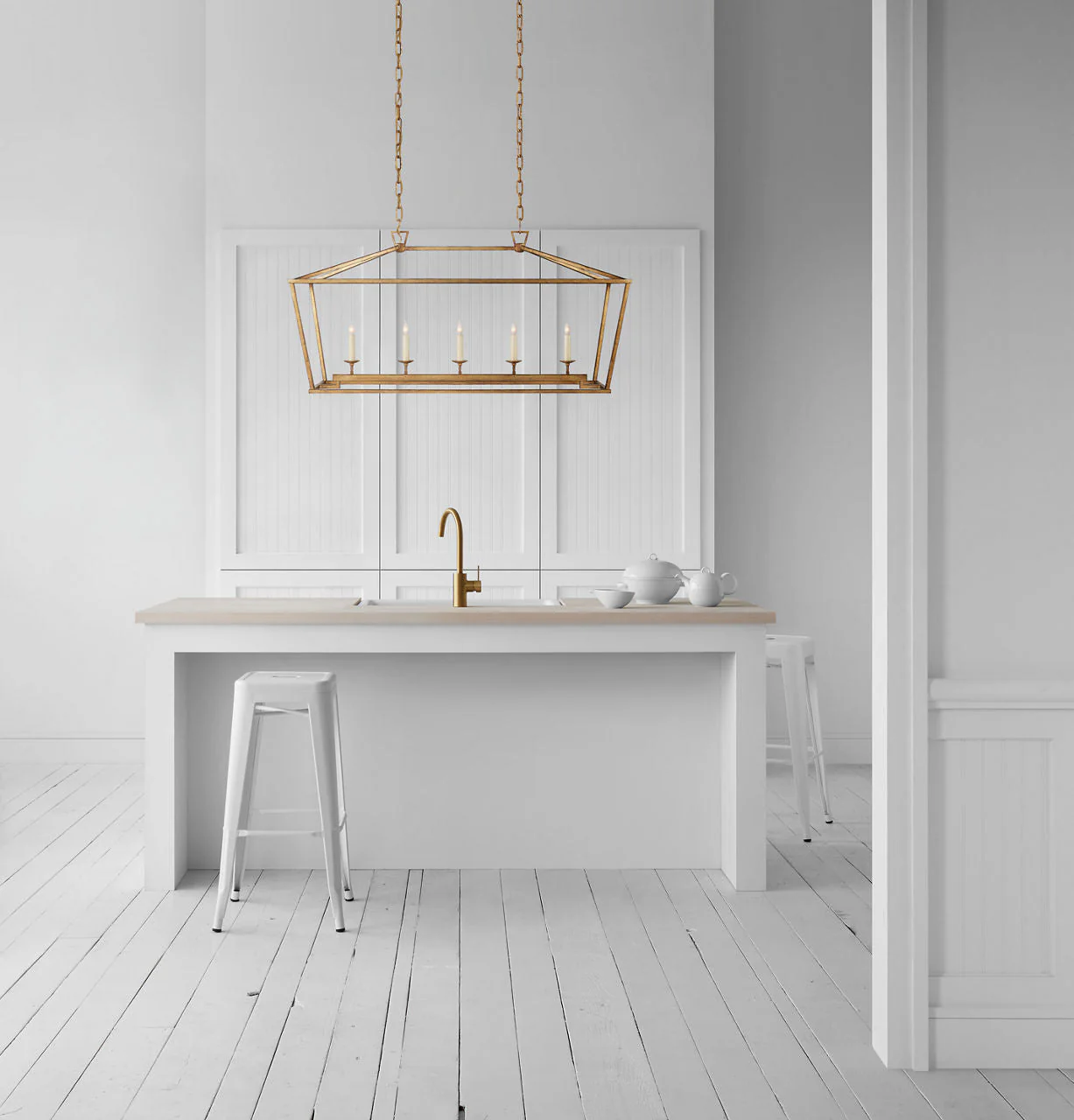 Darlana Medium Linear Lantern | Gilded Iron - Image 2