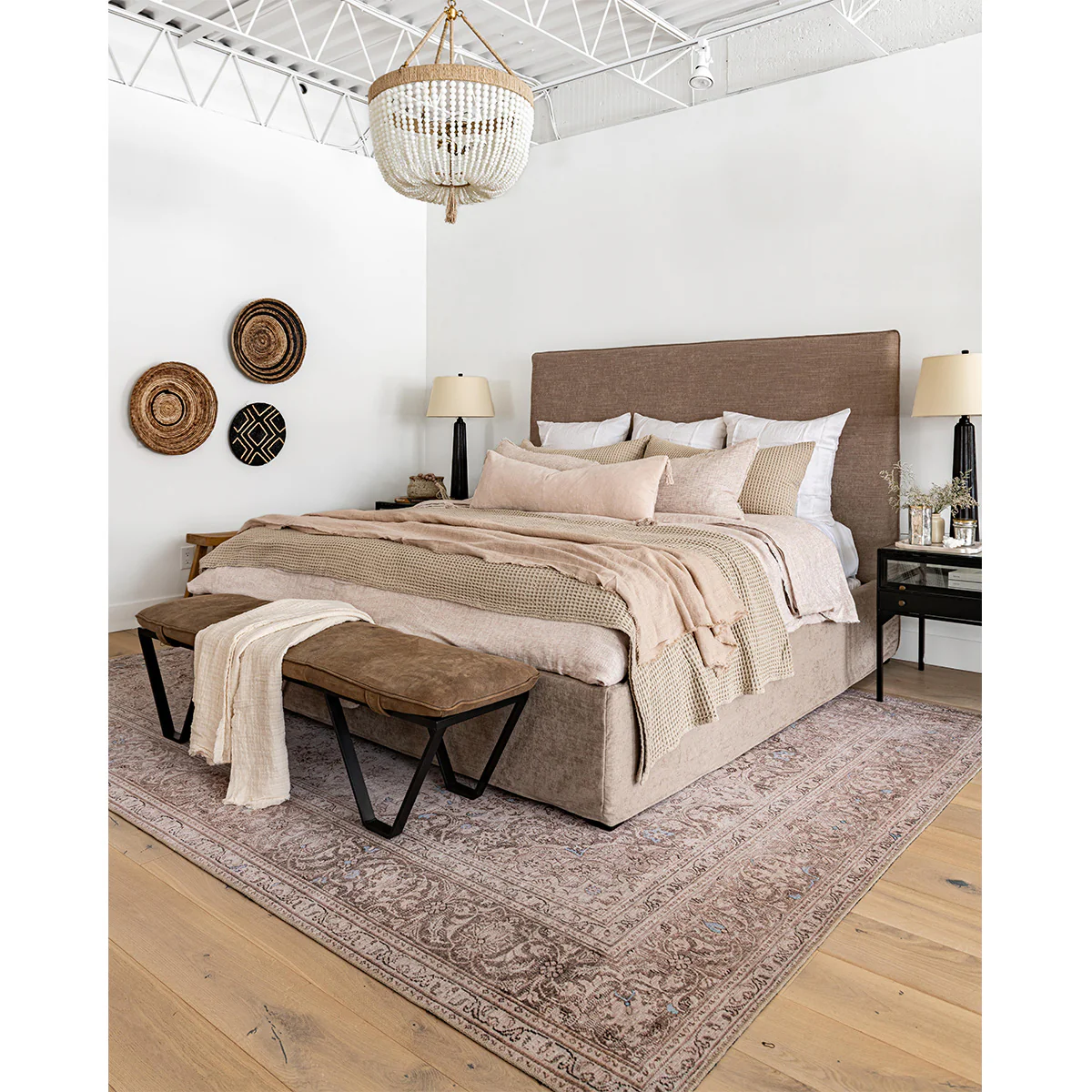 Villa Bed - Image 3