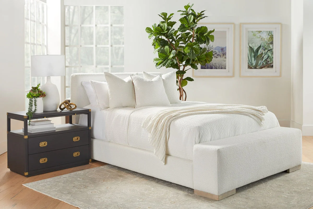 Warren Queen Bed | LiveSmart Boucle Snow - Image 3